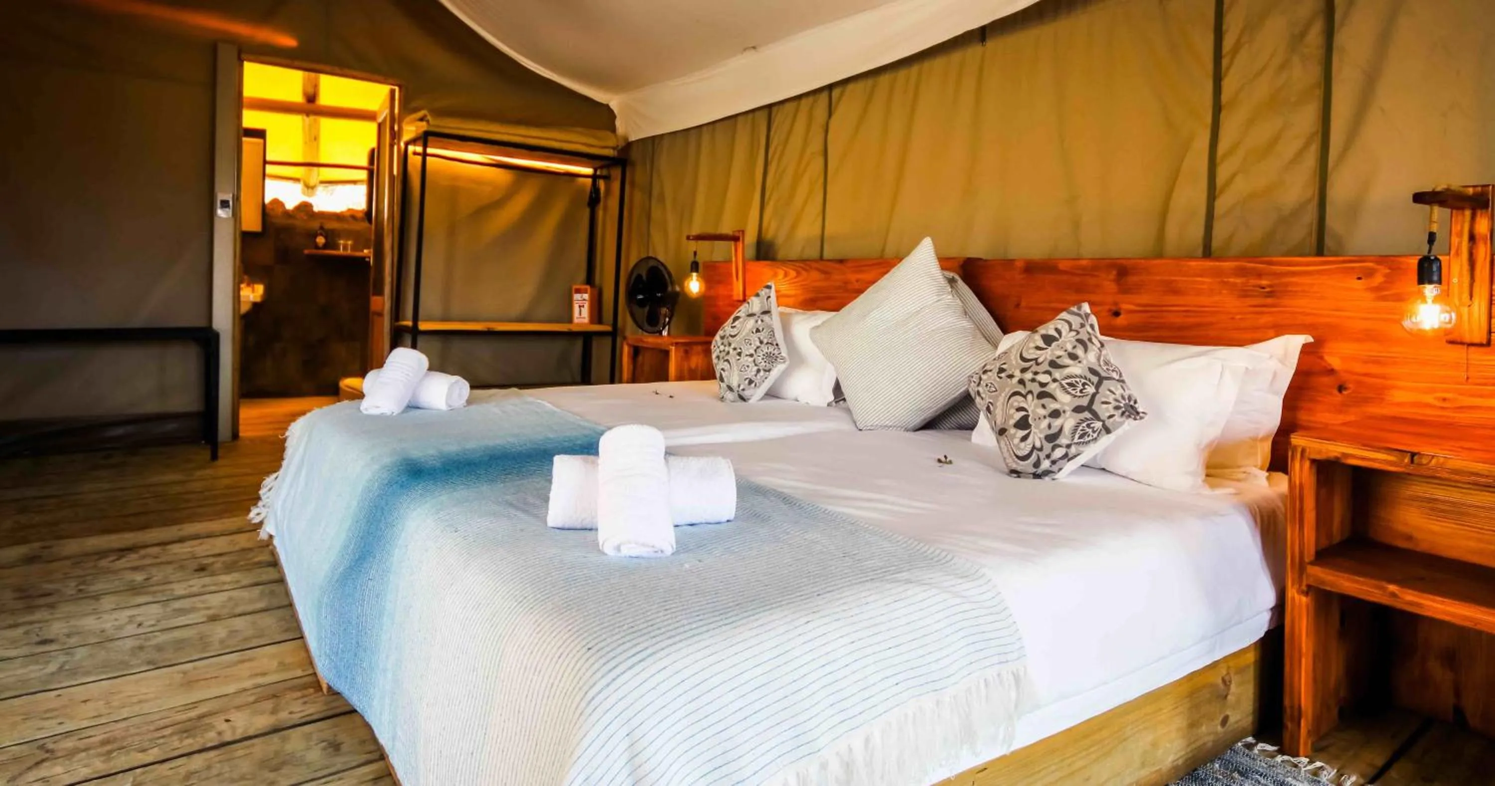 Bedroom, Bed in Ondudu Safari Lodge