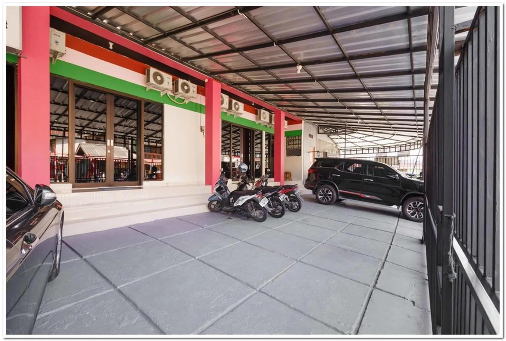 Property building in RedDoorz near JIEXPO Kemayoran 2