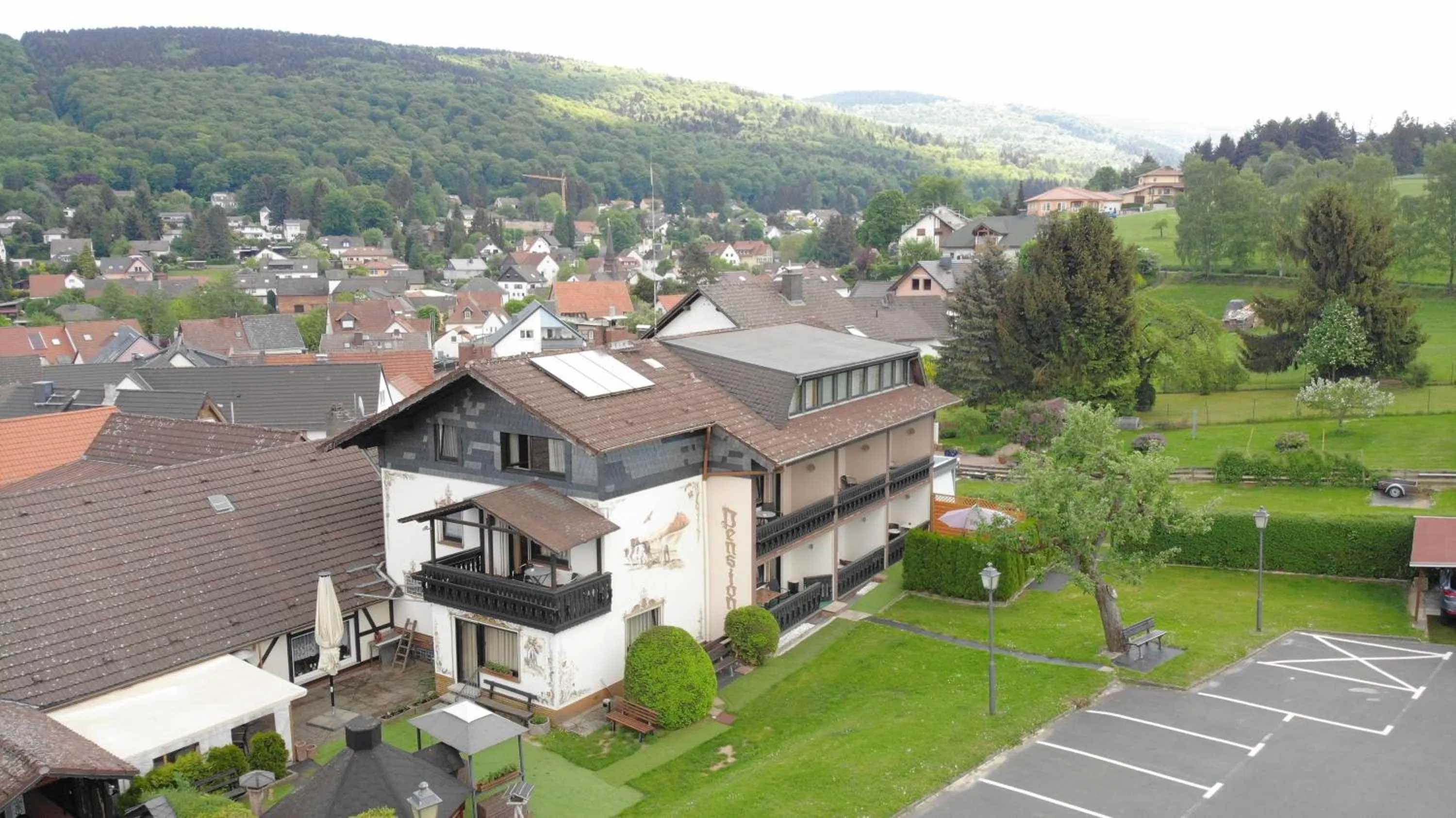 Property building in Hotel & Restaurant Zum Deutschen Haus