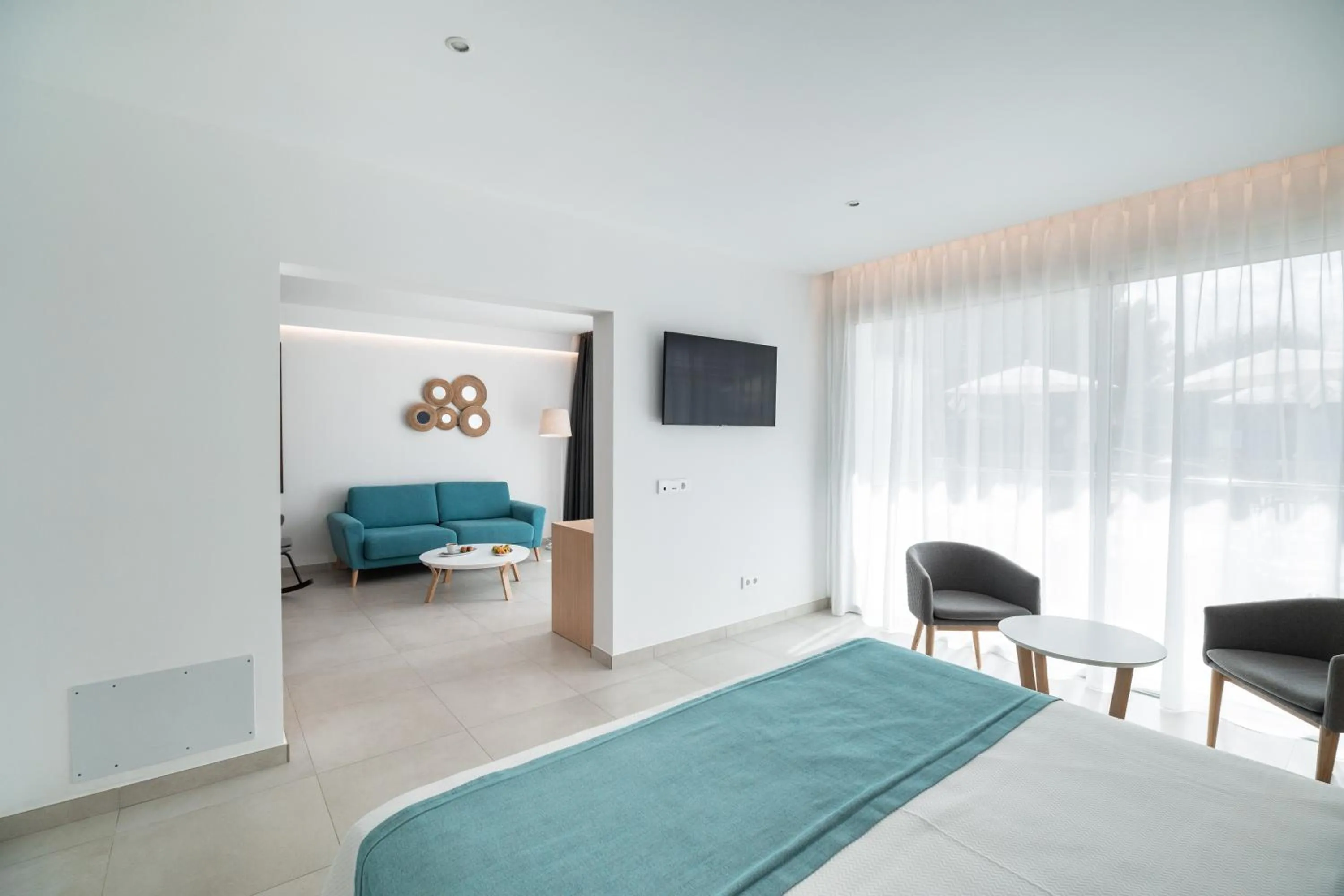 Photo of the whole room, Bed in Petit Sagitario Adults only