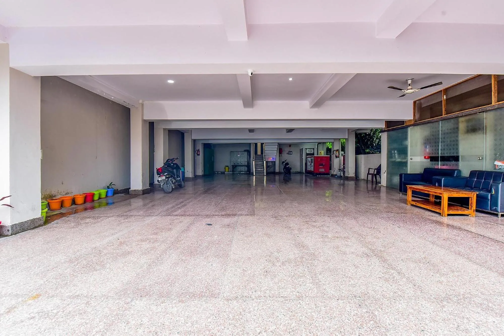 Lobby or reception in FabHotel Mayank Residency - Nr Kanwali Road