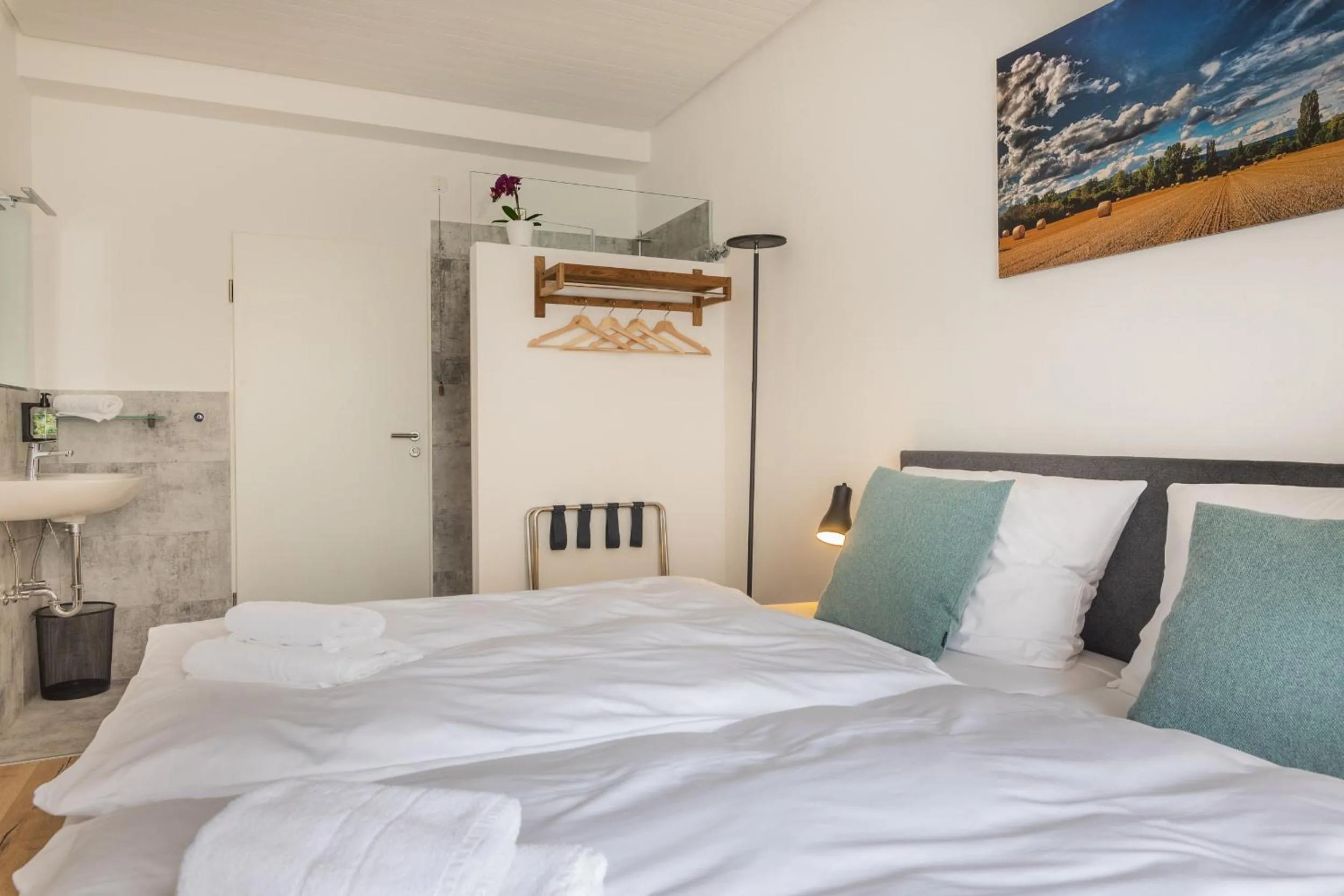 Bed in Hotel Clement - Bed & Breakfast