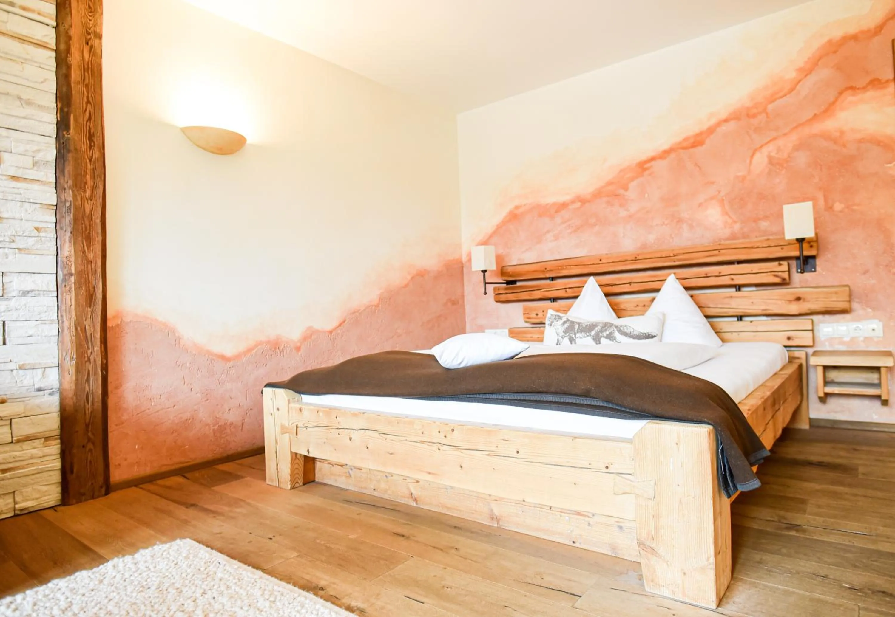 Bed in Feuriger Tatzlwurm Berghotel & Spa, BW Signature Collection