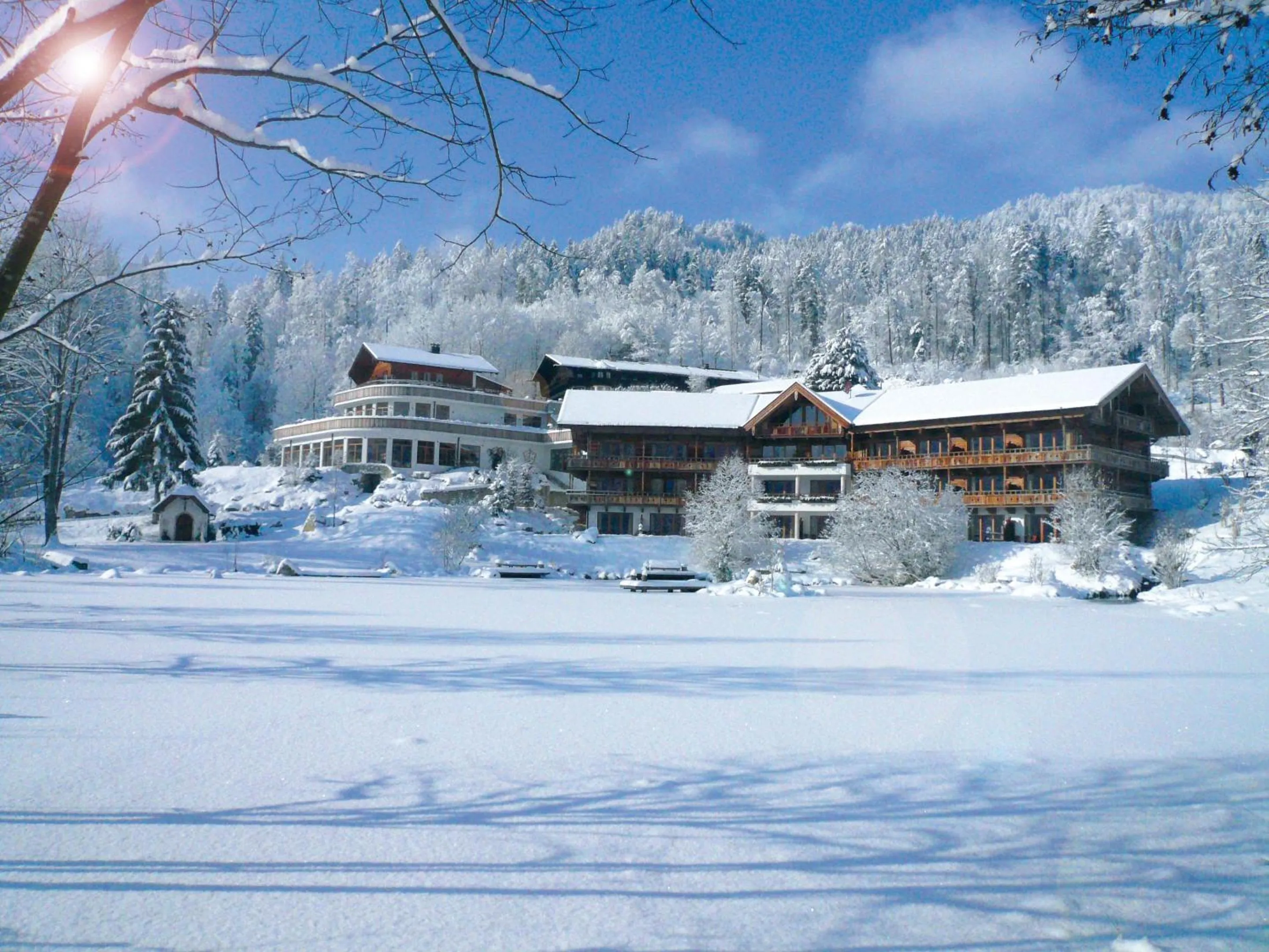 Property building in Feuriger Tatzlwurm Berghotel & Spa, BW Signature Collection