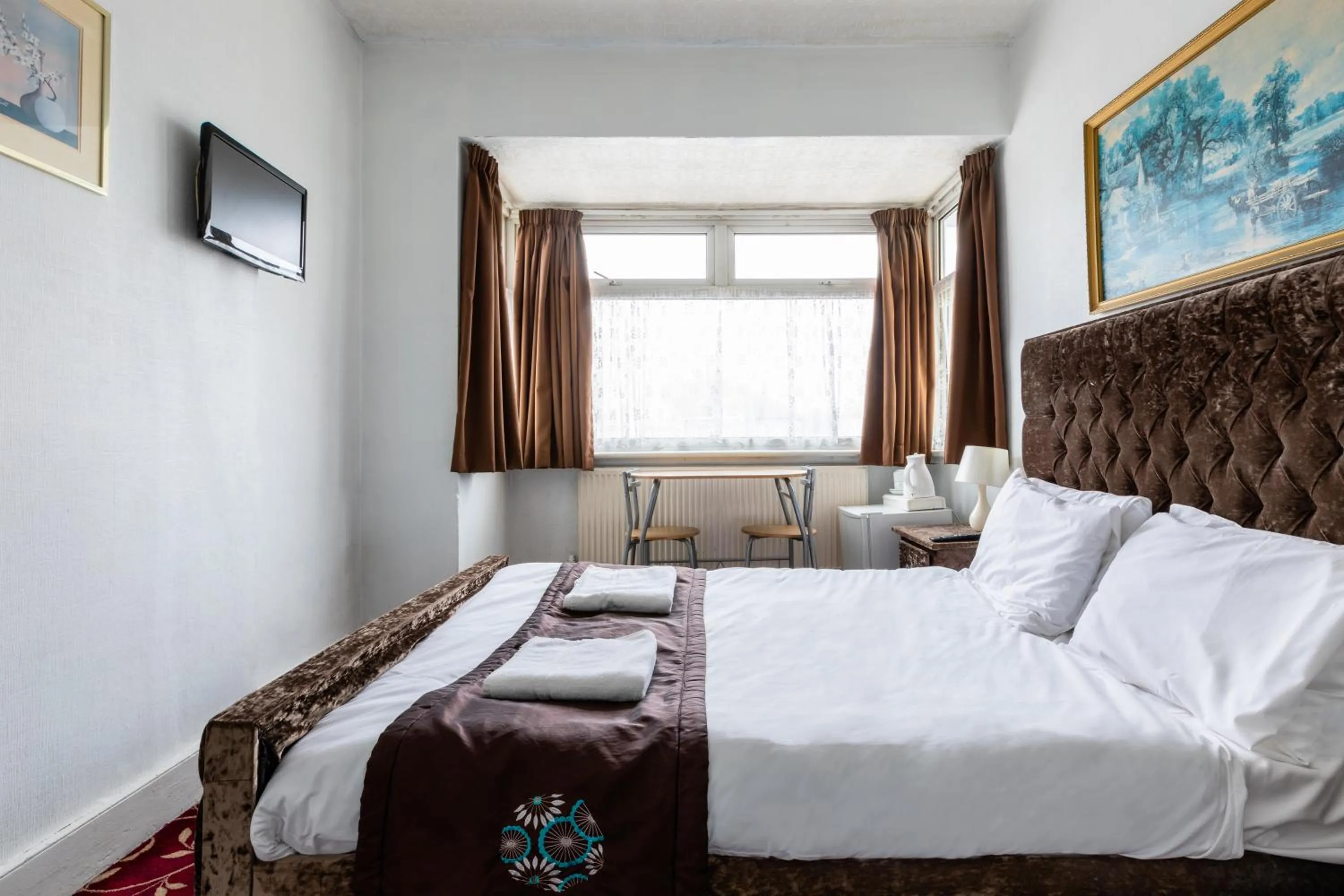 Bedroom, Bed in Euro Hotel Harrow