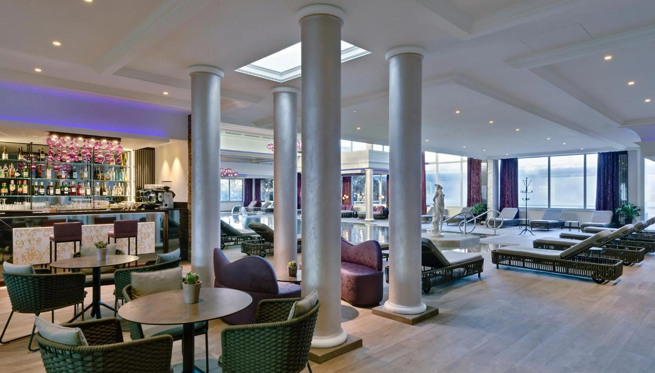 Swimming pool in Tritone LUXURY HOTEL THERMAE & SPA