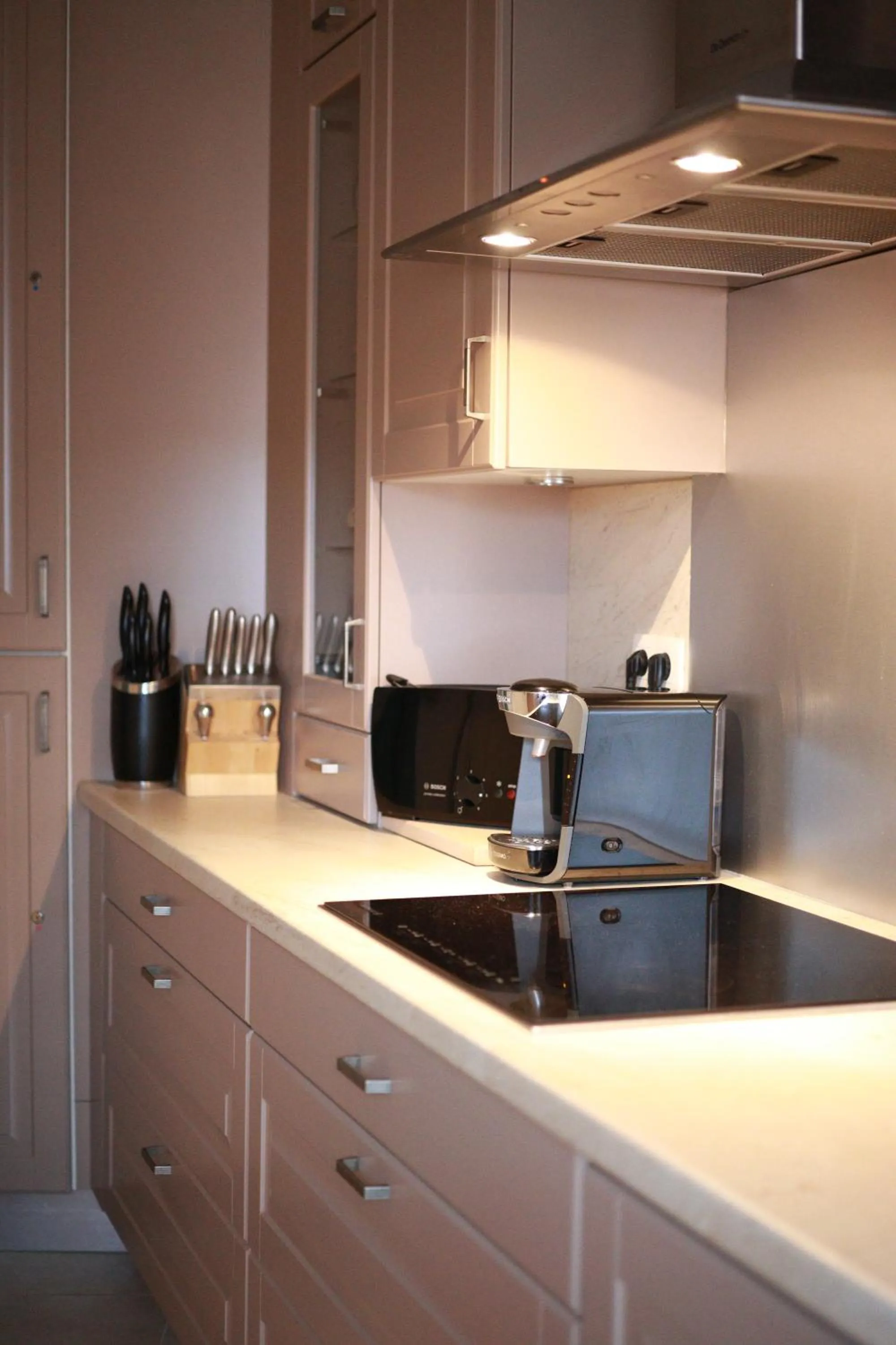 Coffee/tea facilities in Casa Del Mar - Beautiful Two Bedroom Penthouse Apartment