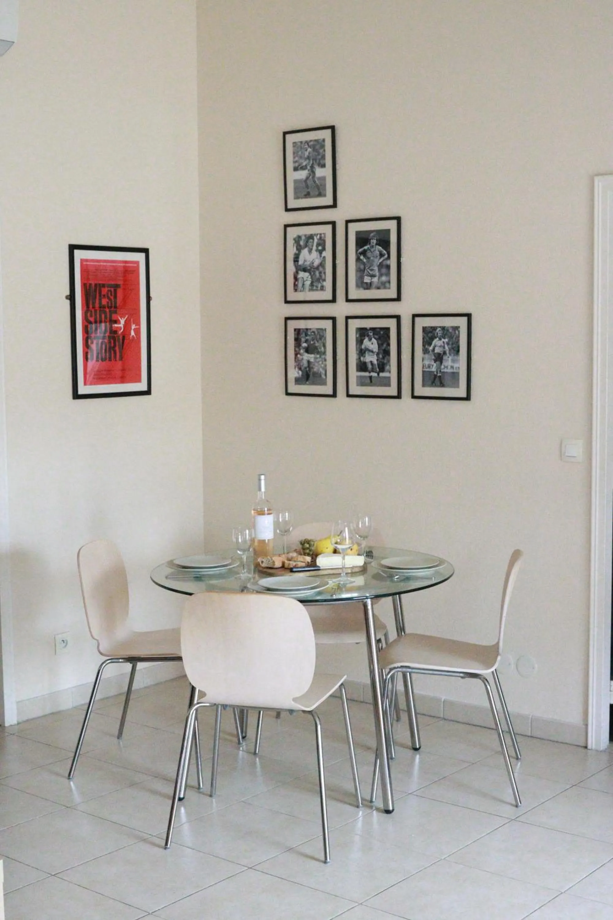 Bed in Casa Del Mar - Beautiful Two Bedroom Penthouse Apartment