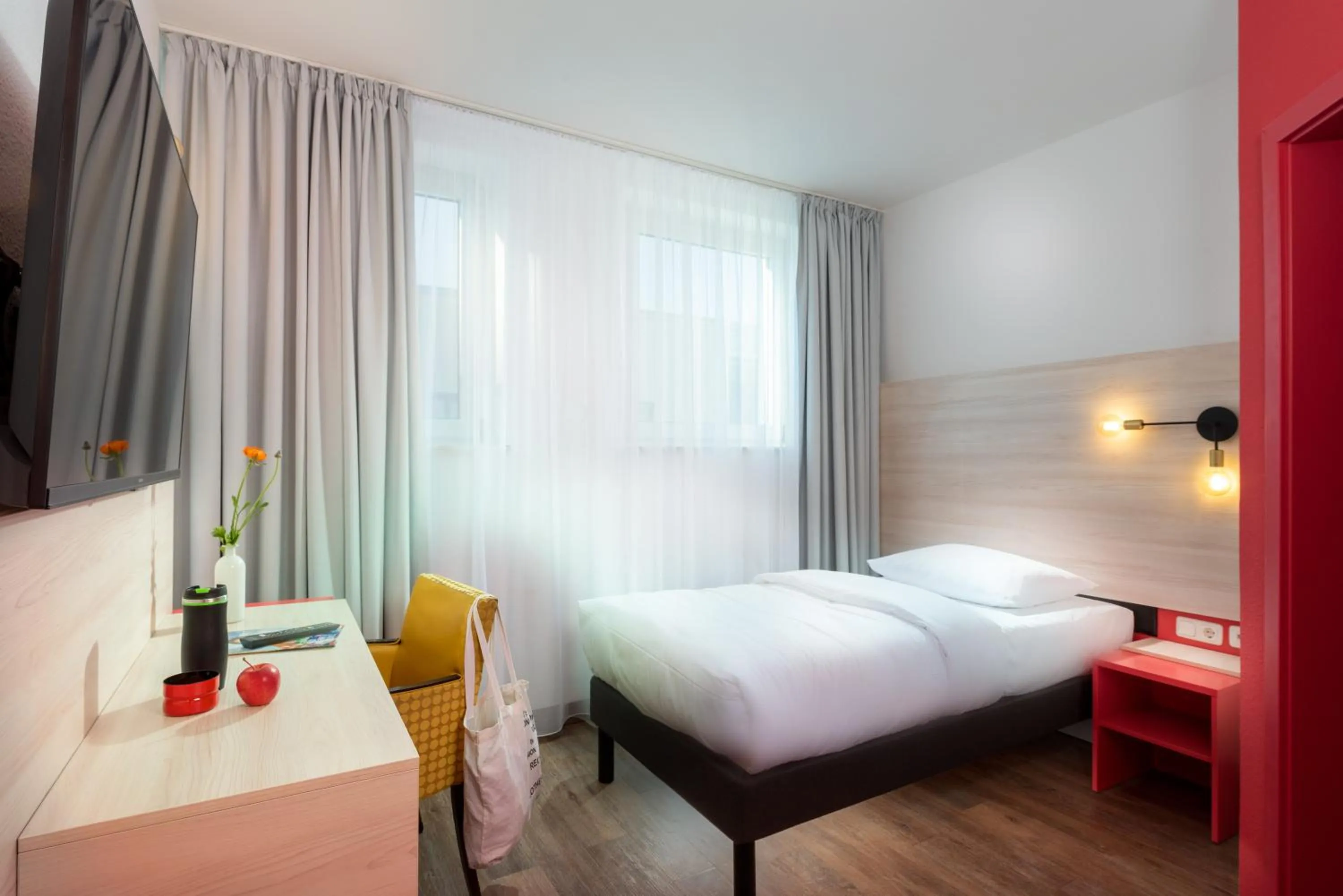 Bedroom, Bed in greet Berlin Alexanderplatz