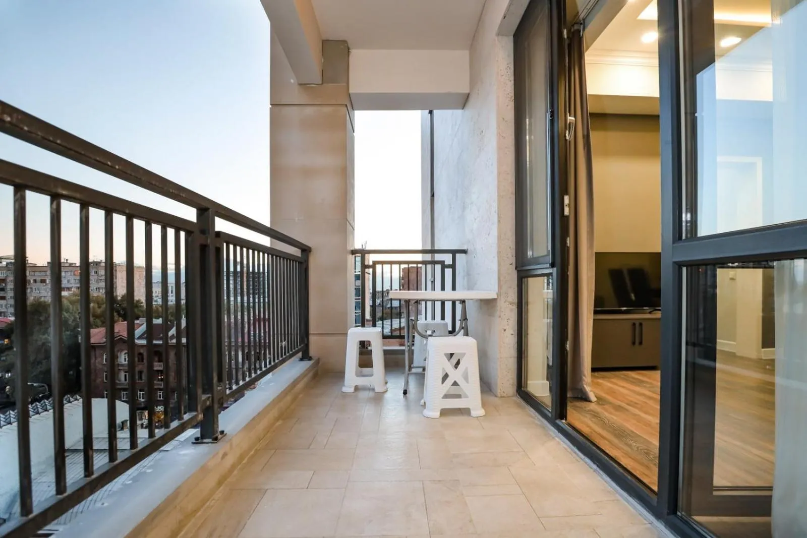 Balcony/Terrace in Apart-hotel on Koghbatsi 16