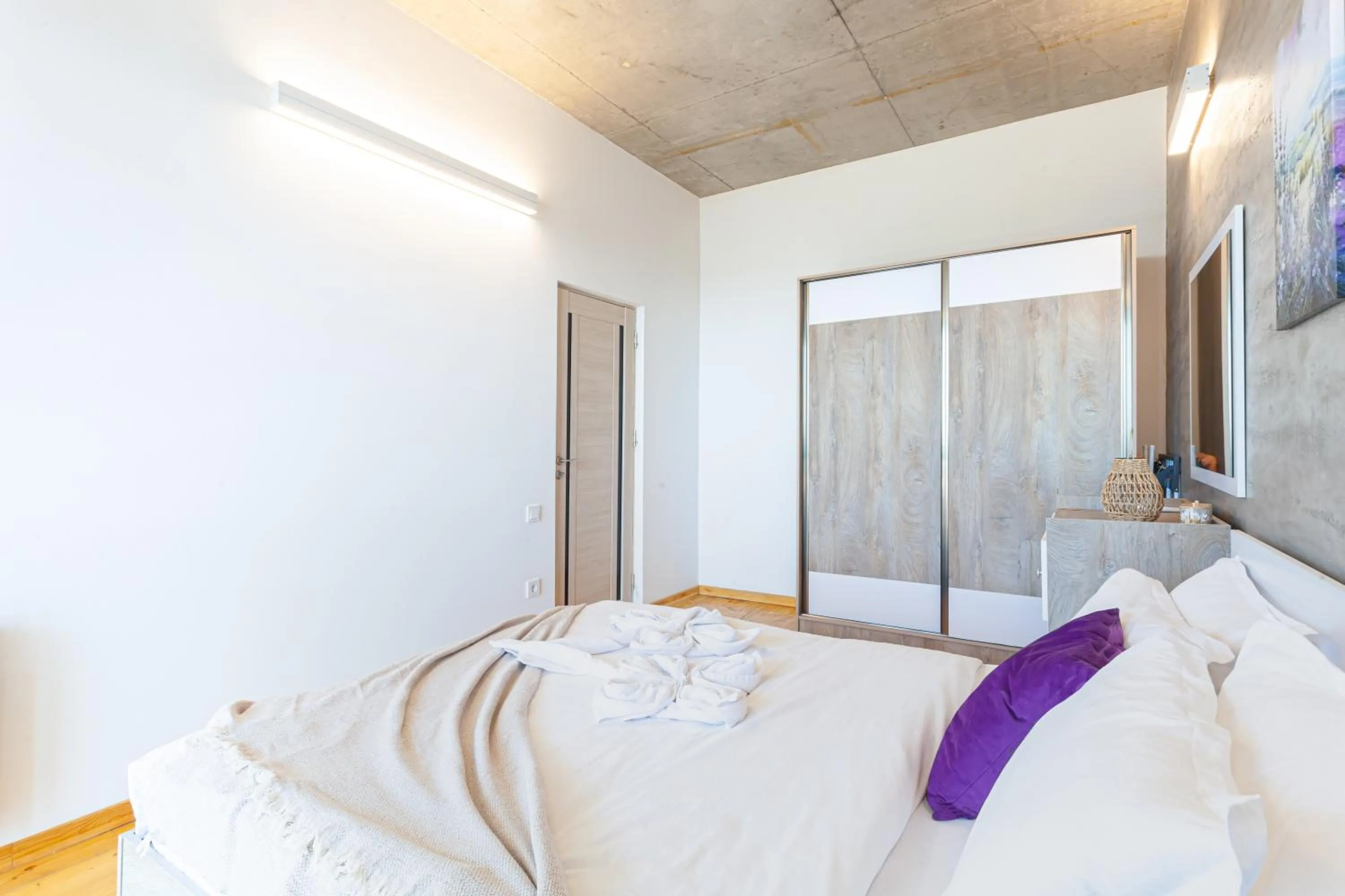 Bedroom, Bed in Apart-hotel on Koghbatsi 16