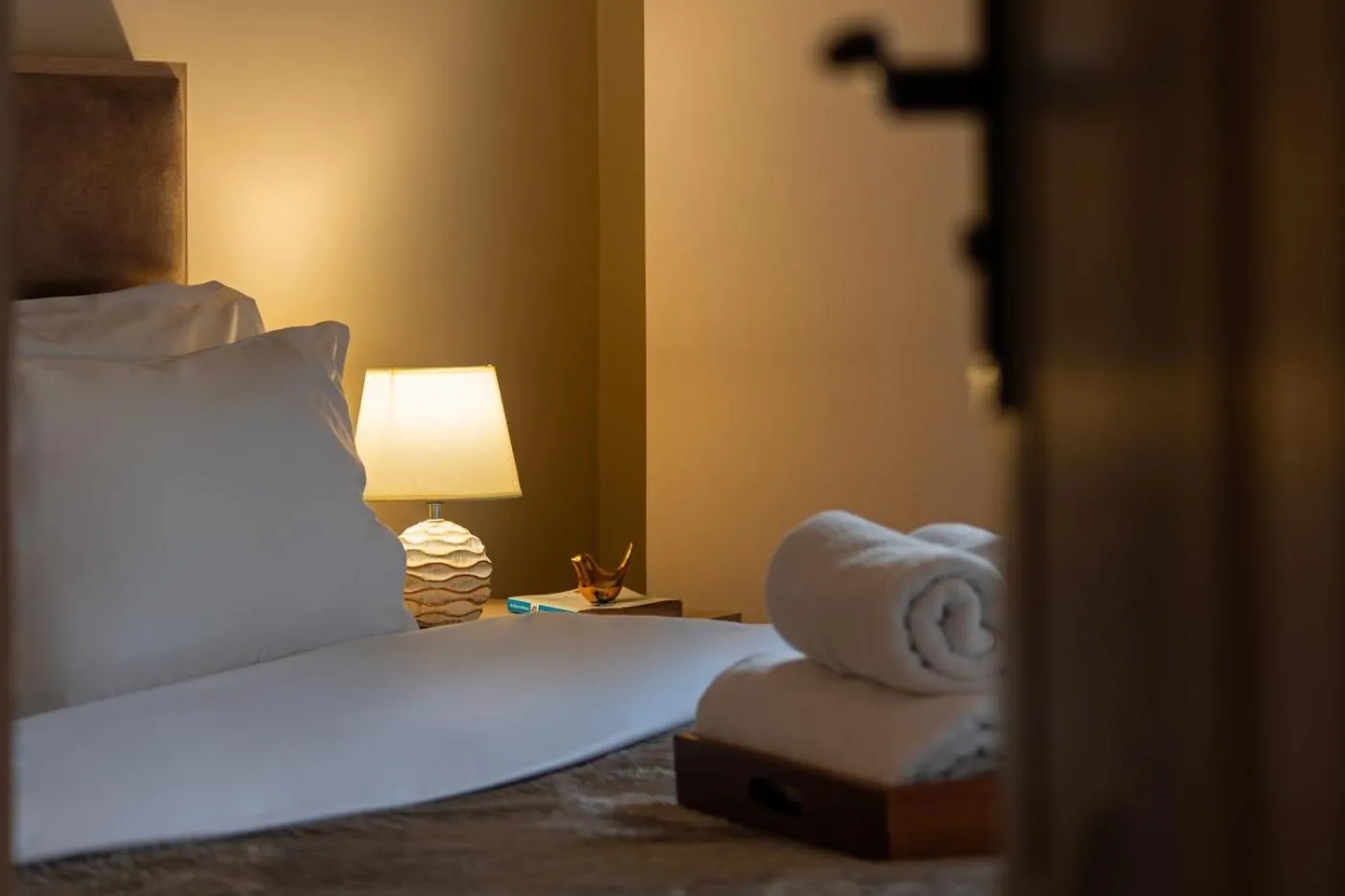 Bedroom, Bed in Apart-hotel on Koghbatsi 16