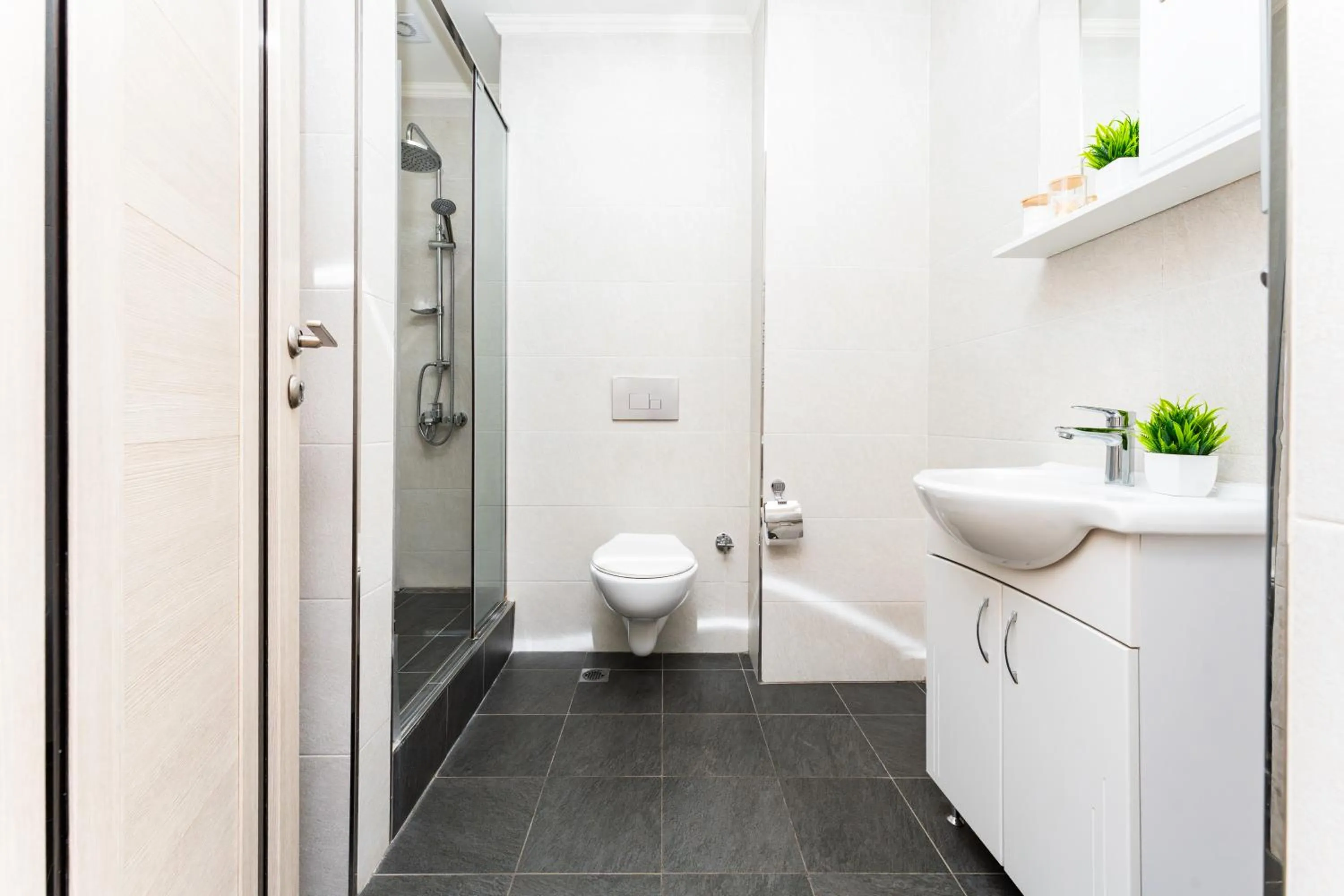 Toilet in Apart-hotel on Koghbatsi 16