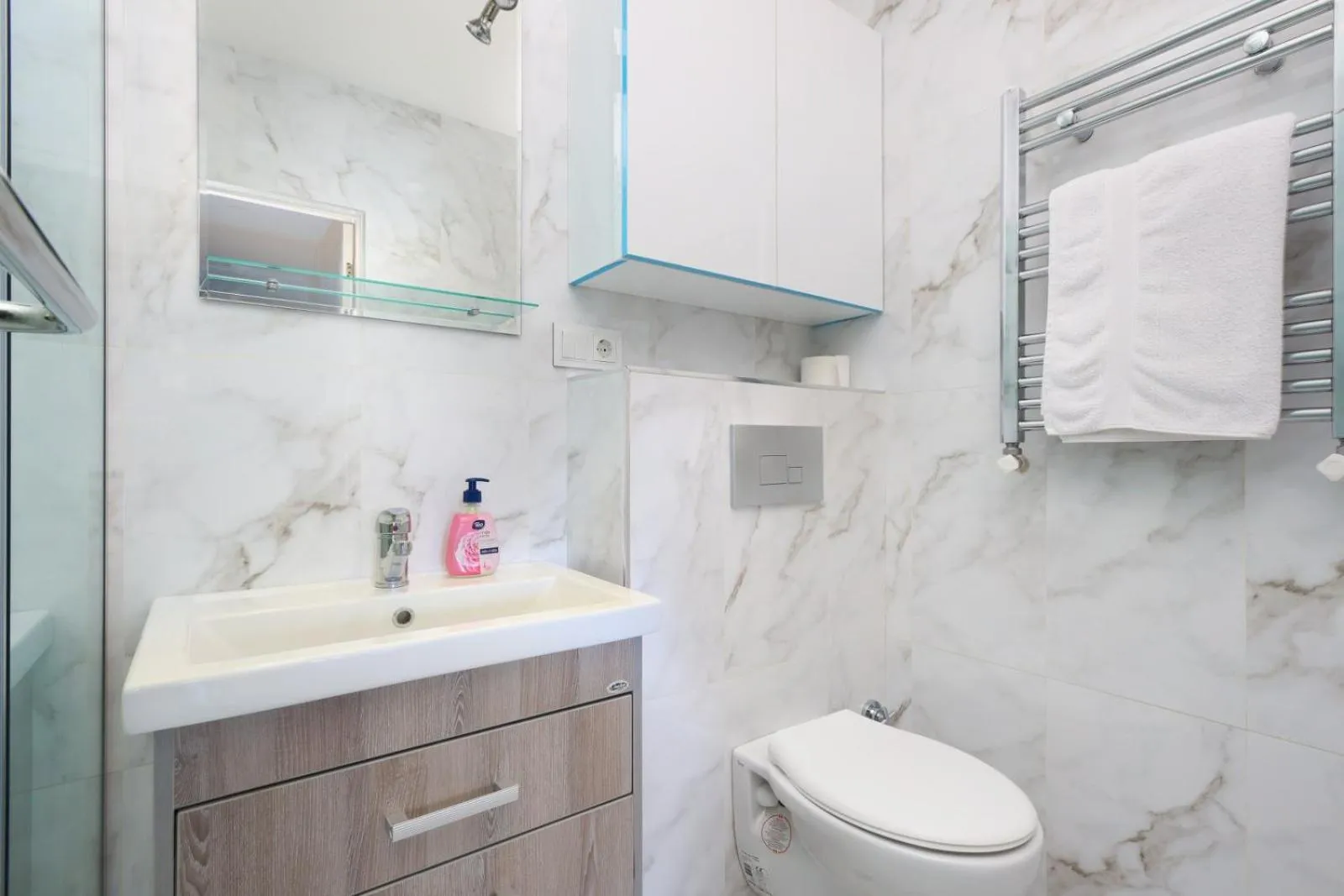 Bathroom in Apart-hotel on Koghbatsi 16