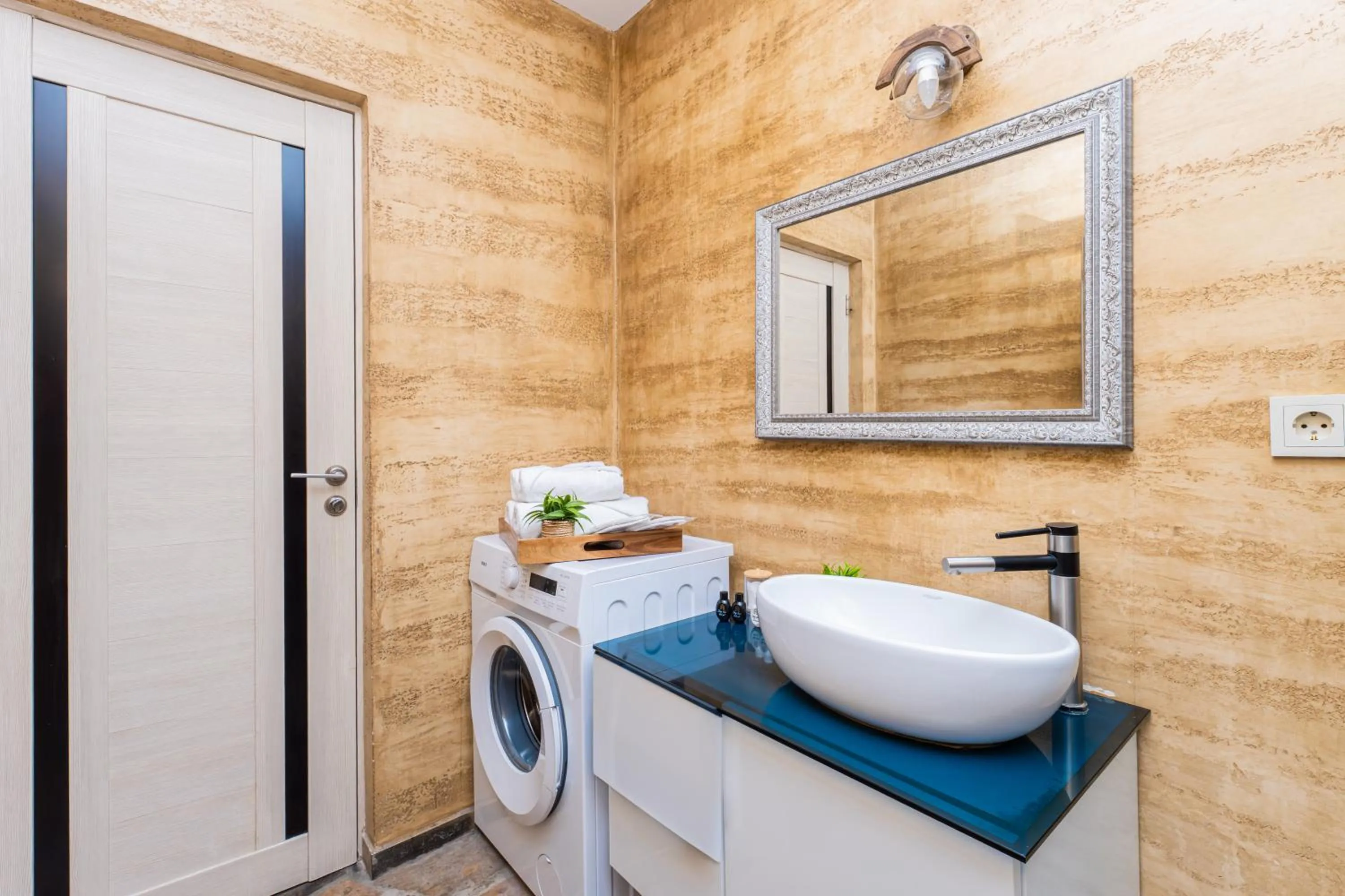 Bathroom in Apart-hotel on Koghbatsi 16