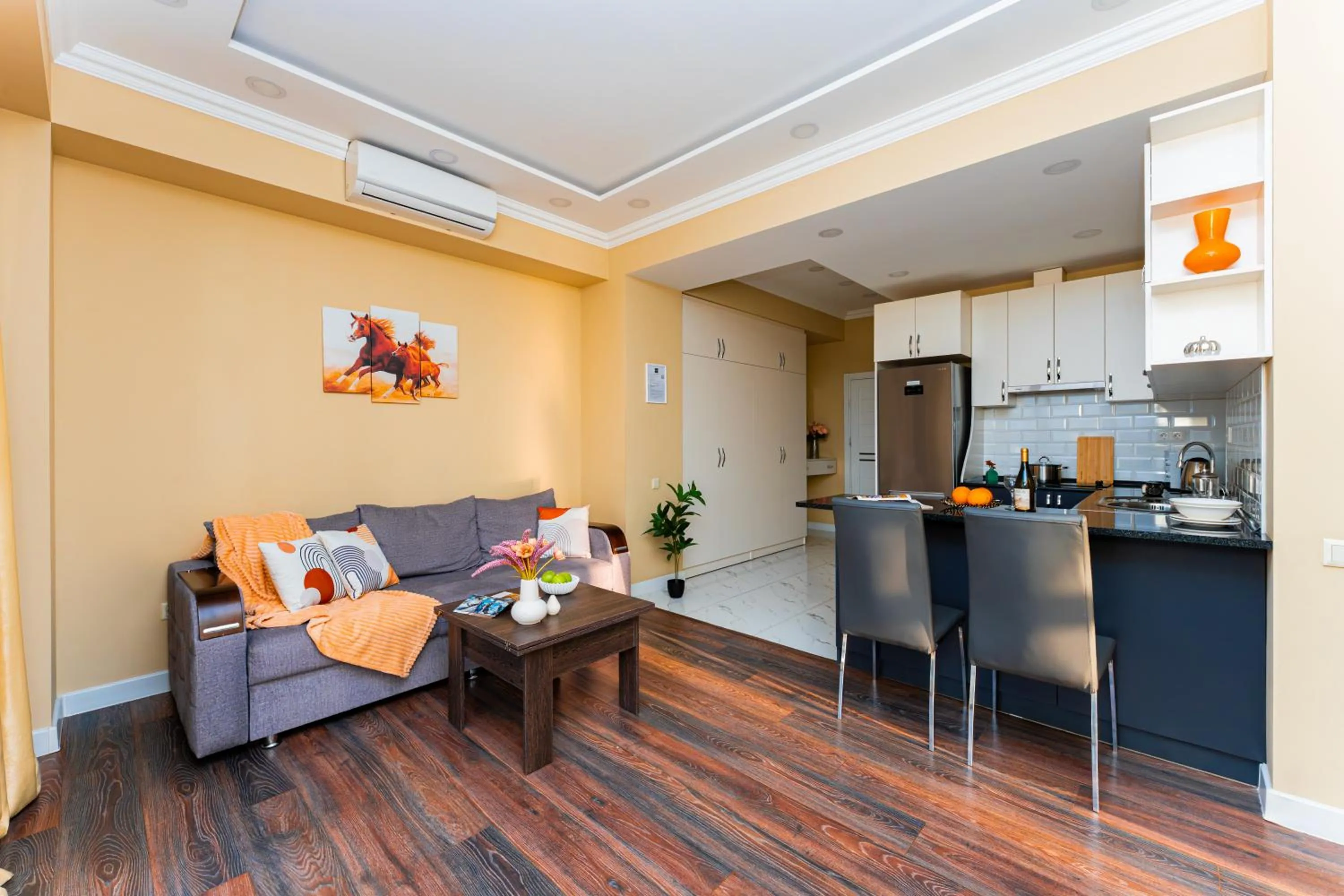 Kitchen or kitchenette in Apart-hotel on Koghbatsi 16