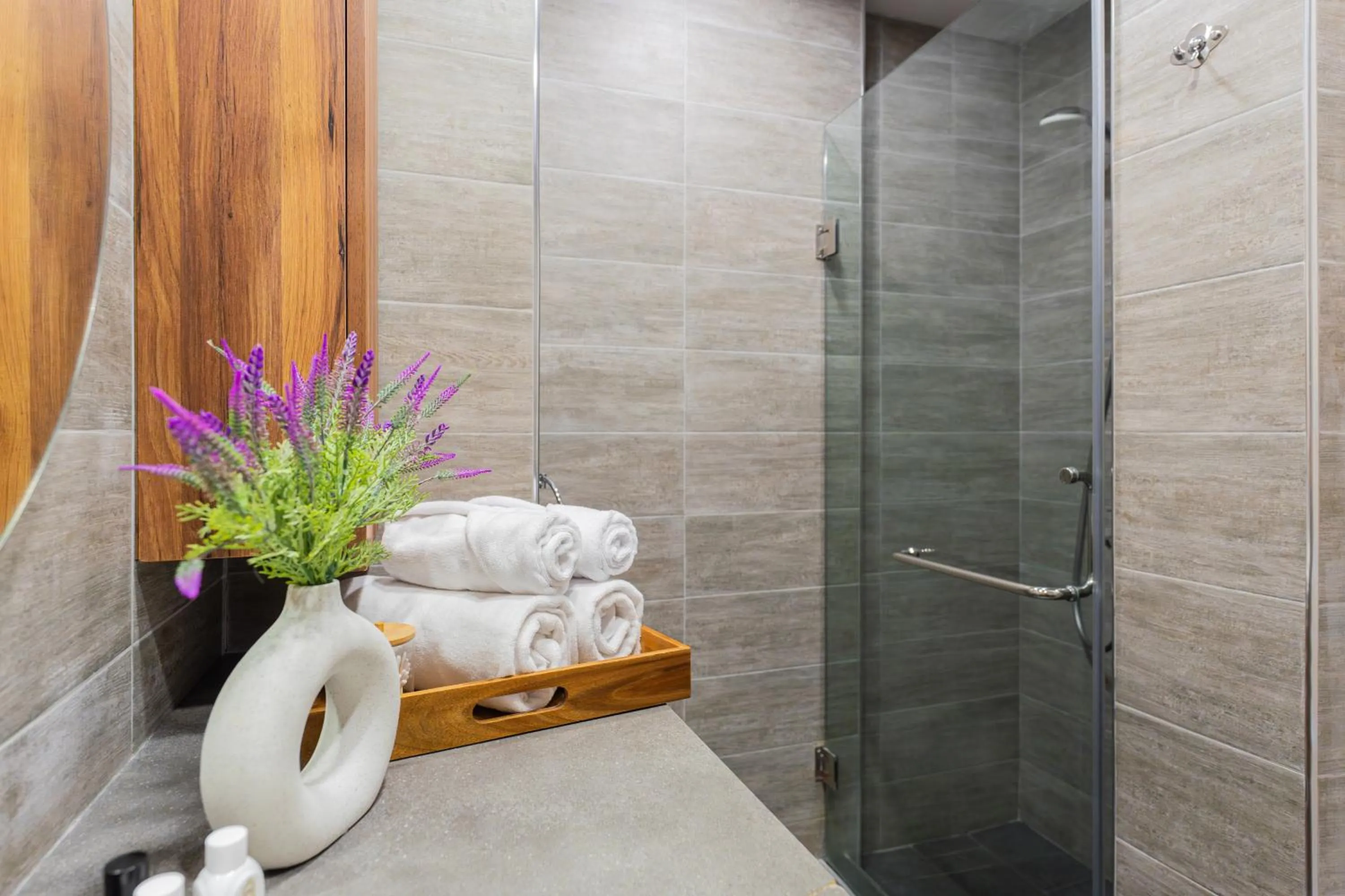 Bathroom in Apart-hotel on Koghbatsi 16