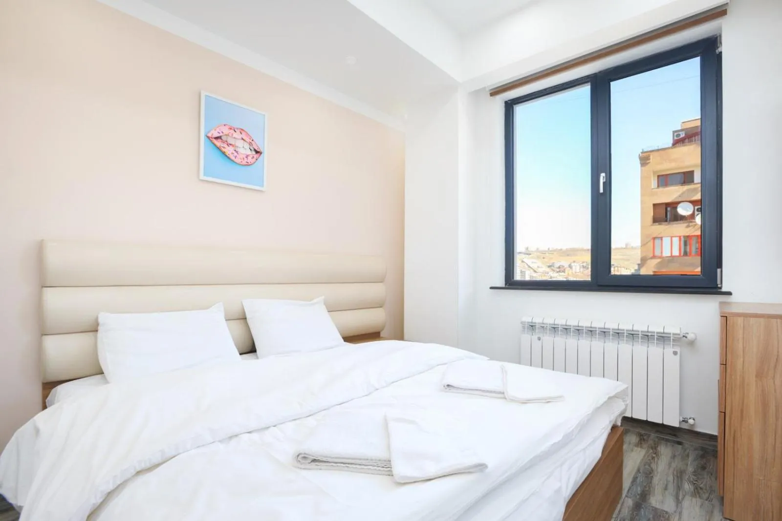 Bed in Apart-hotel on Koghbatsi 16