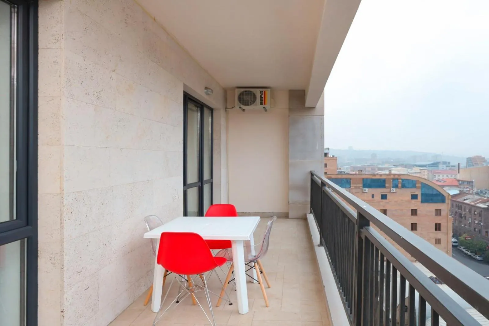 Balcony/Terrace in Apart-hotel on Koghbatsi 16