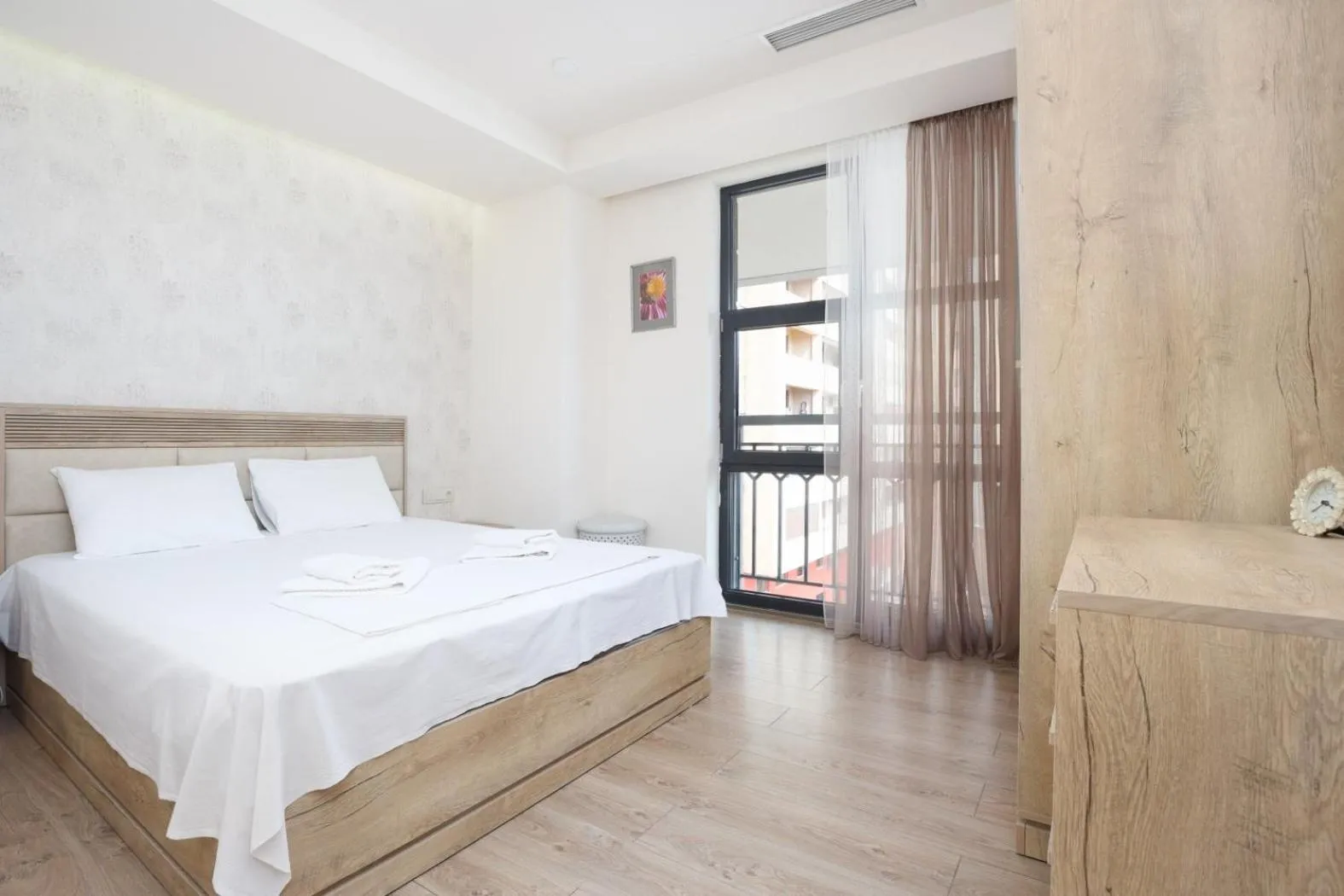 Bed in Apart-hotel on Koghbatsi 16