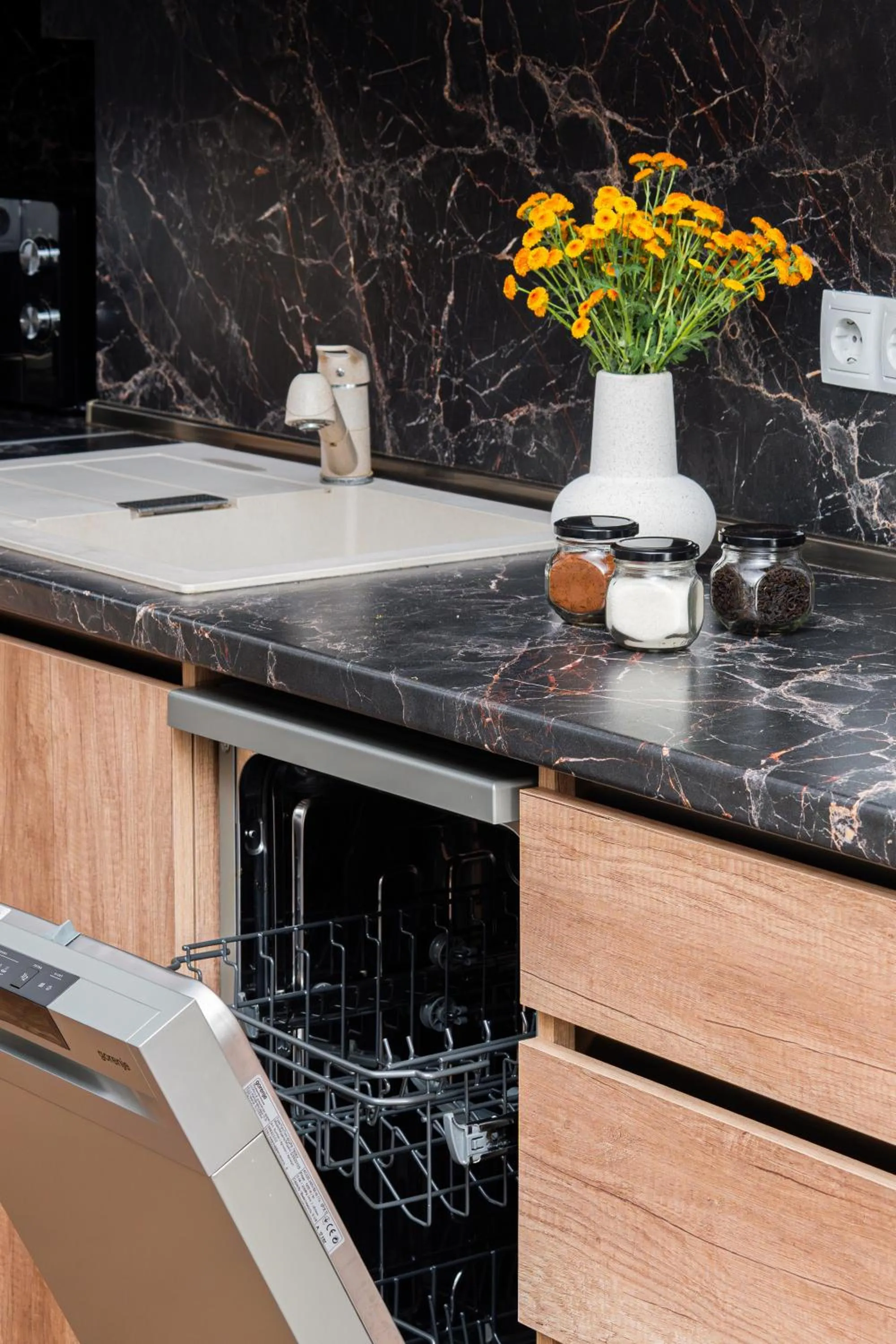 Kitchen or kitchenette in Apart-hotel on Koghbatsi 16