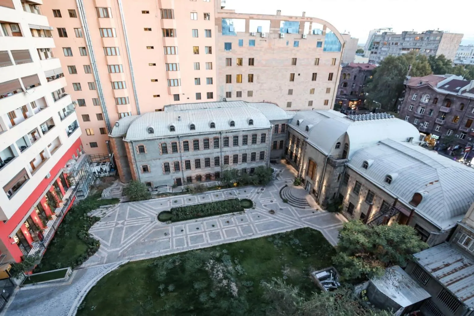 Garden view in Apart-hotel on Koghbatsi 16