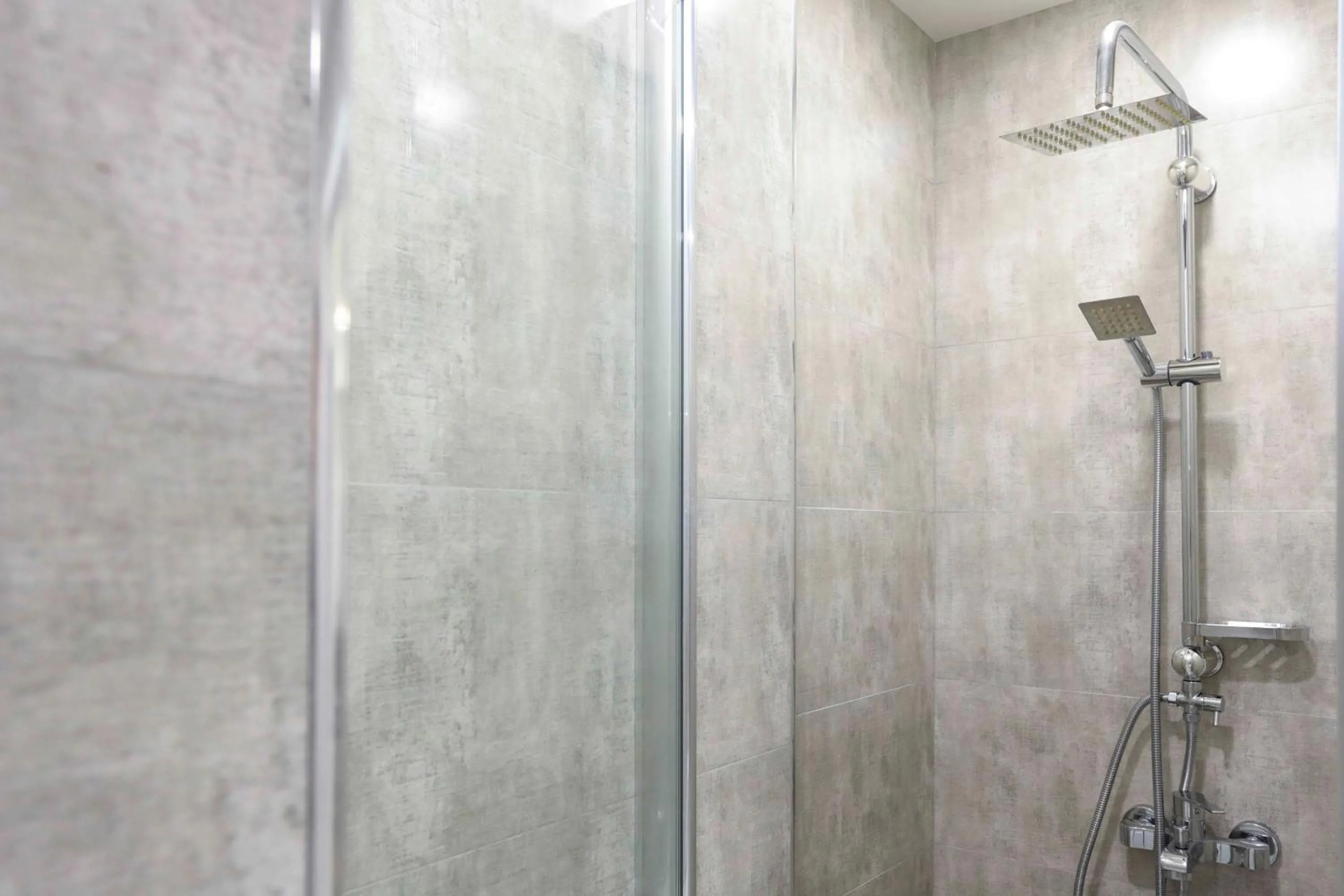 Shower in Apart-hotel on Koghbatsi 16