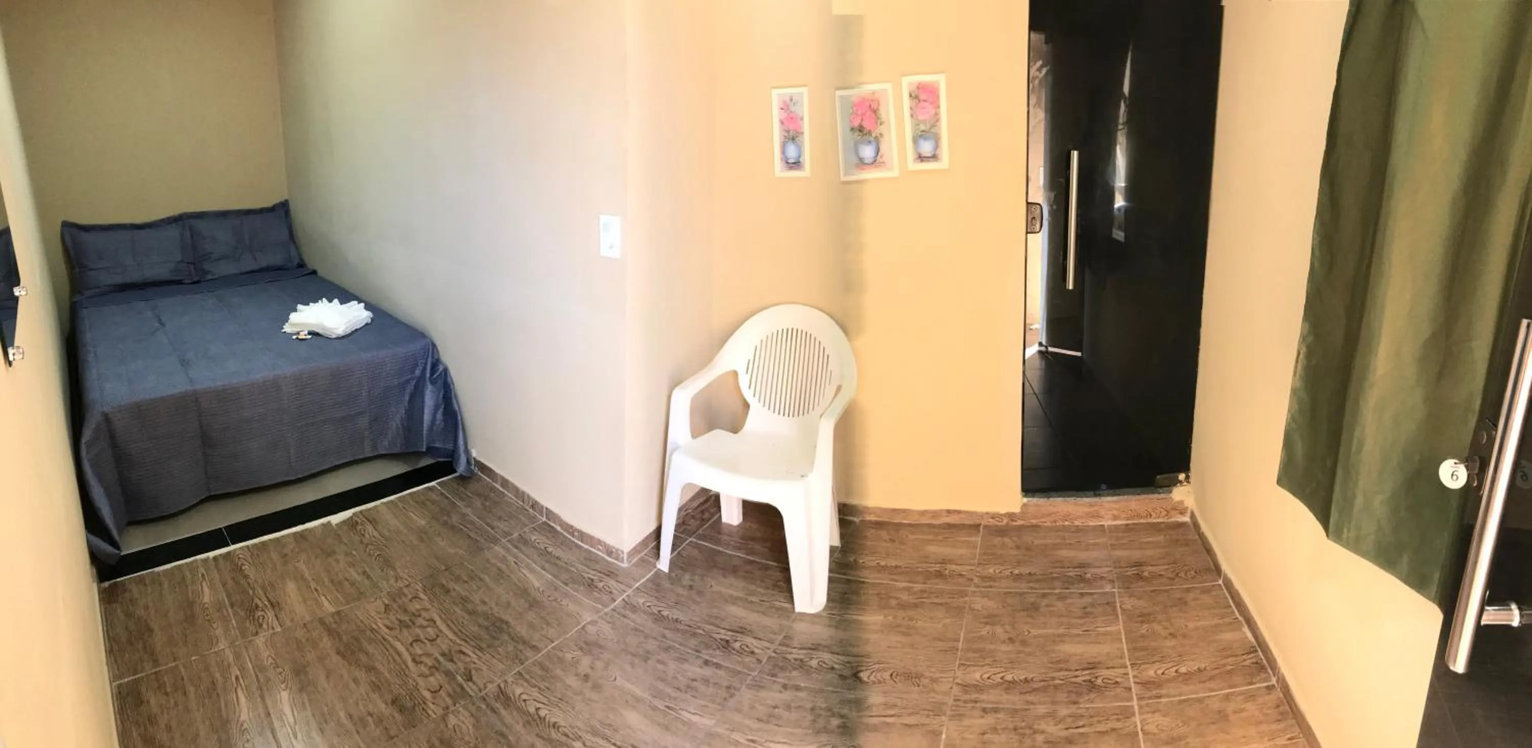 Photo of the whole room, Bed in Pousada Floripes