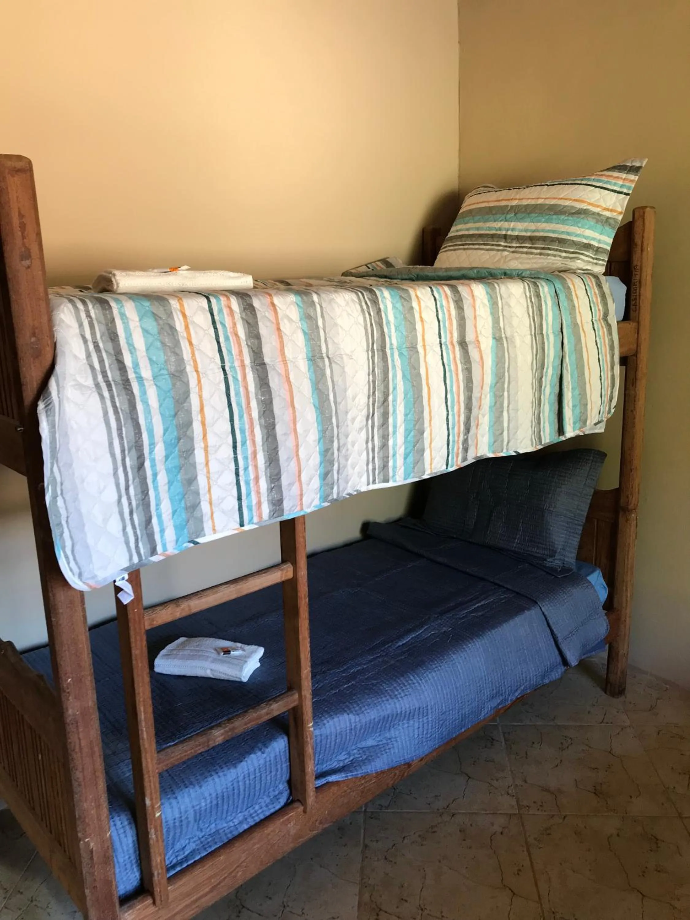 bunk bed, Bed in Pousada Floripes