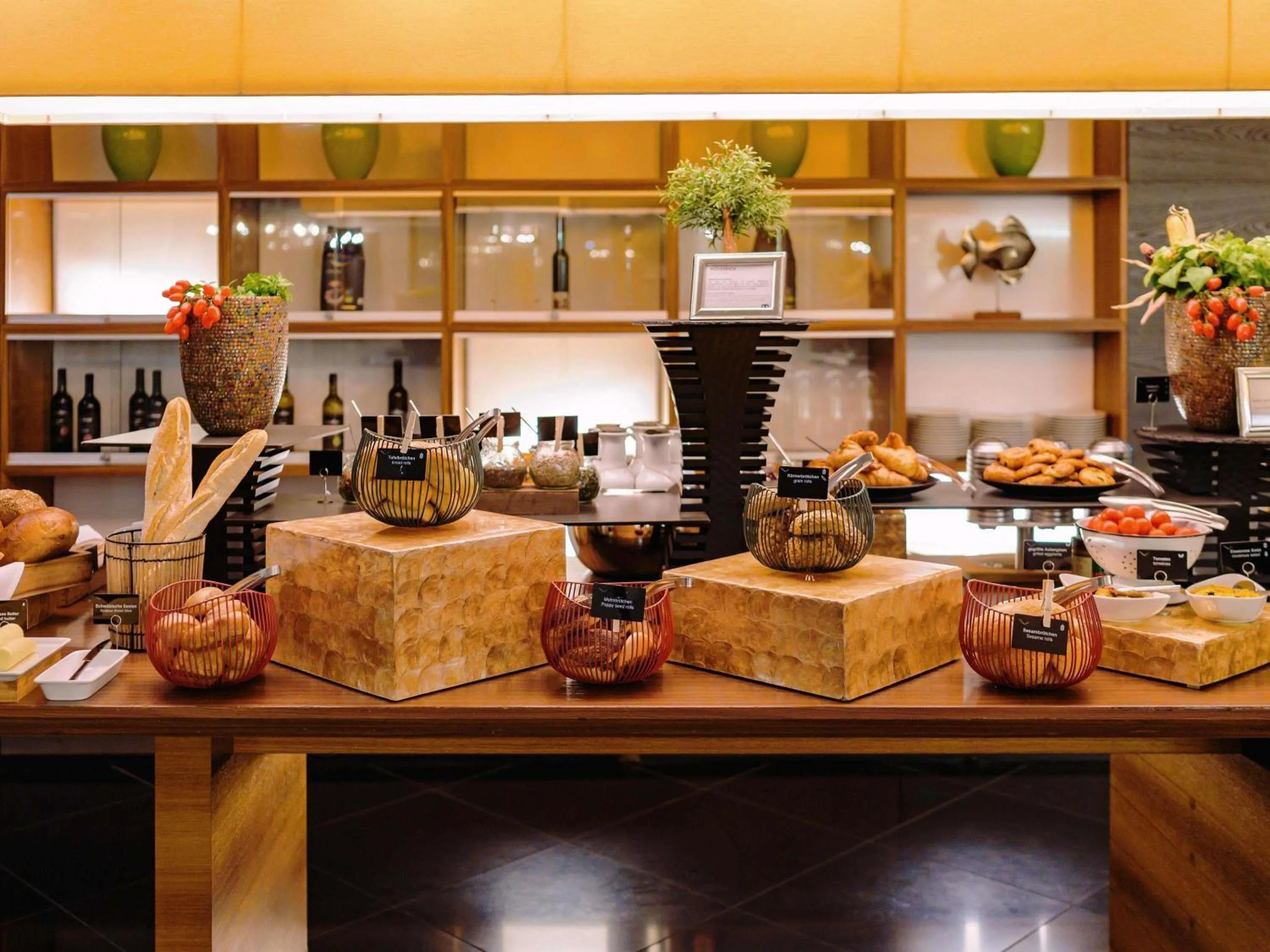 Breakfast in Mövenpick Hotel Stuttgart Airport