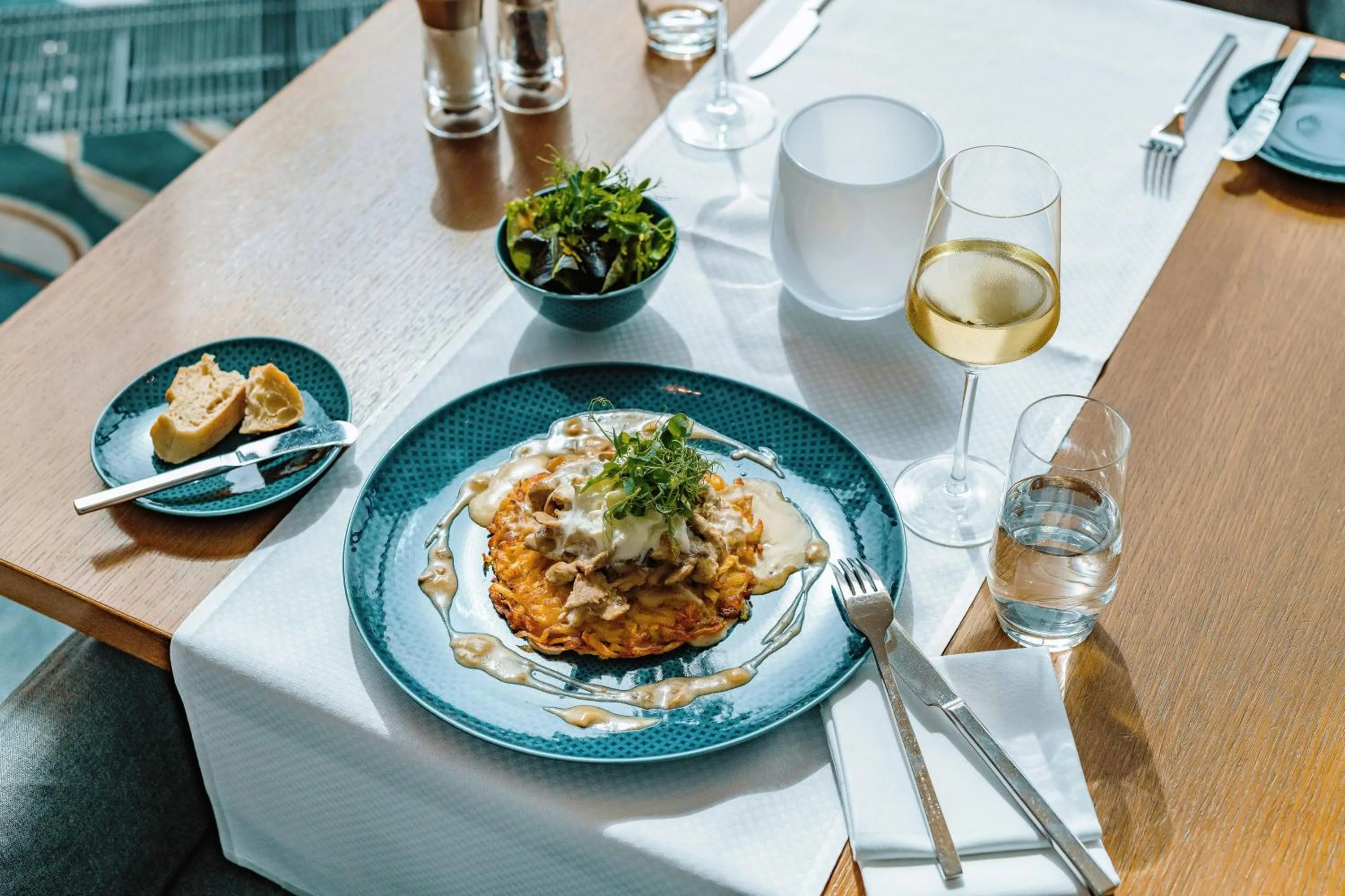 Restaurant/places to eat in Mövenpick Hotel Stuttgart Airport