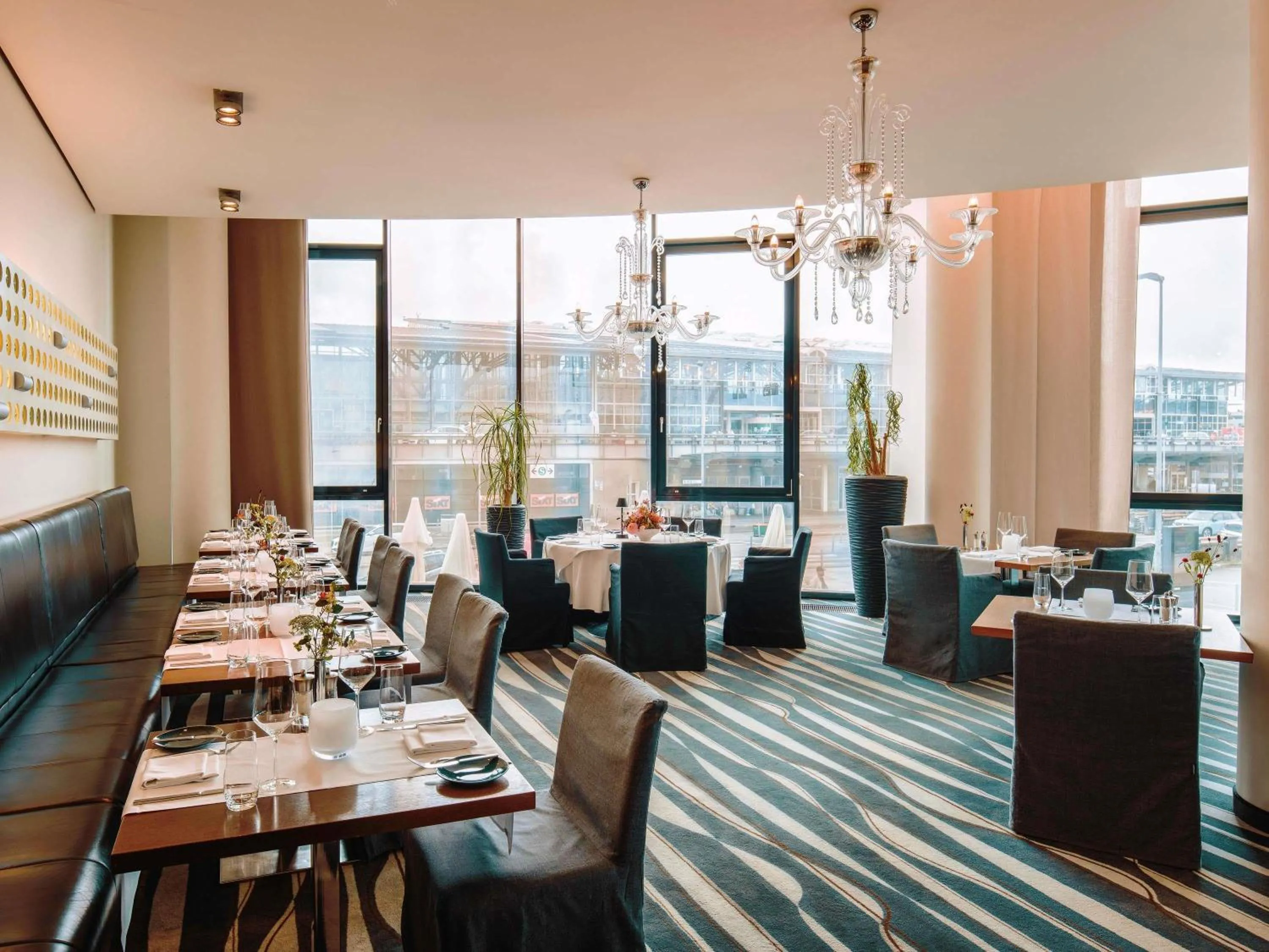 Restaurant/places to eat in Mövenpick Hotel Stuttgart Airport