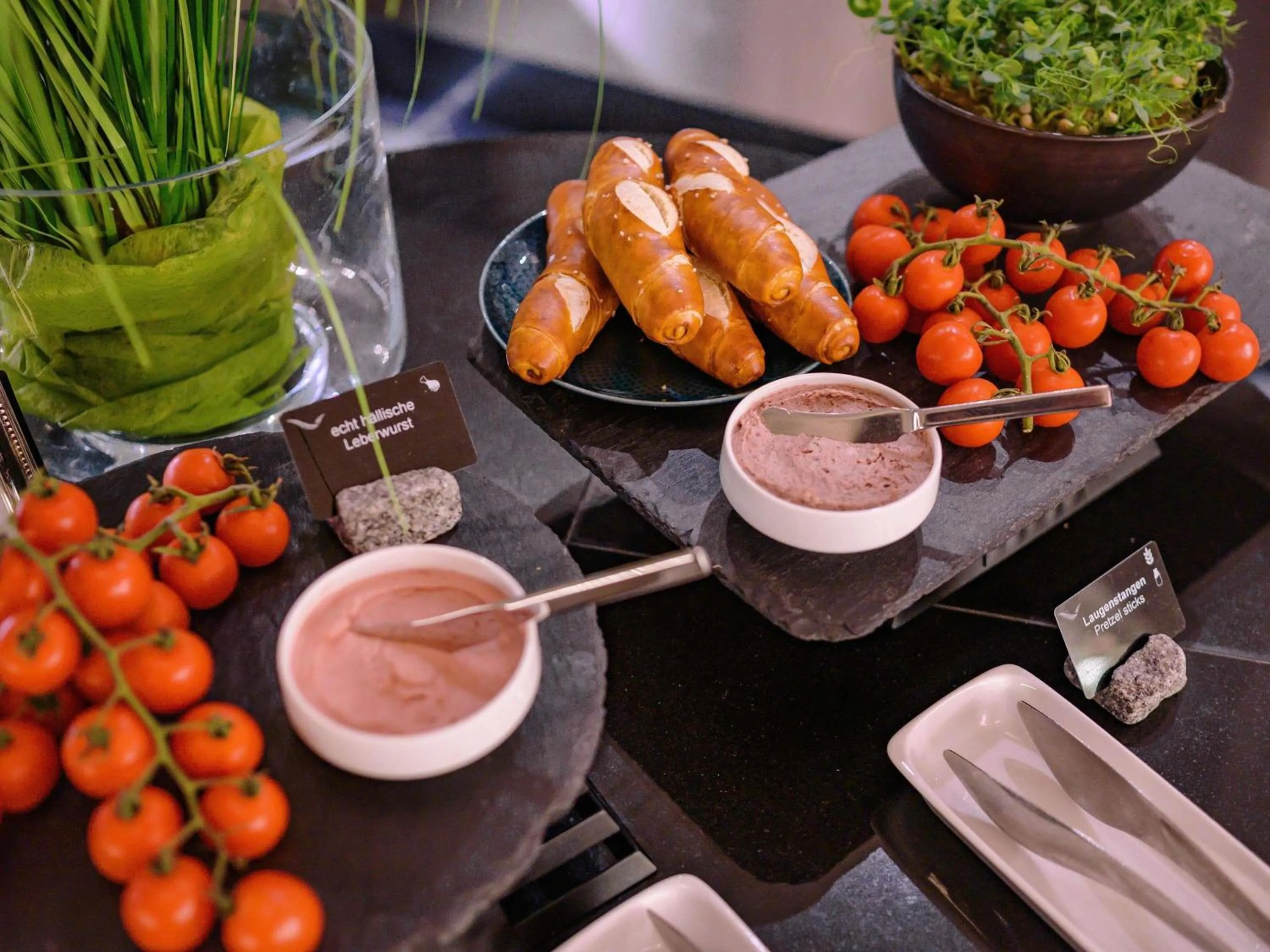 Breakfast in Mövenpick Hotel Stuttgart Airport