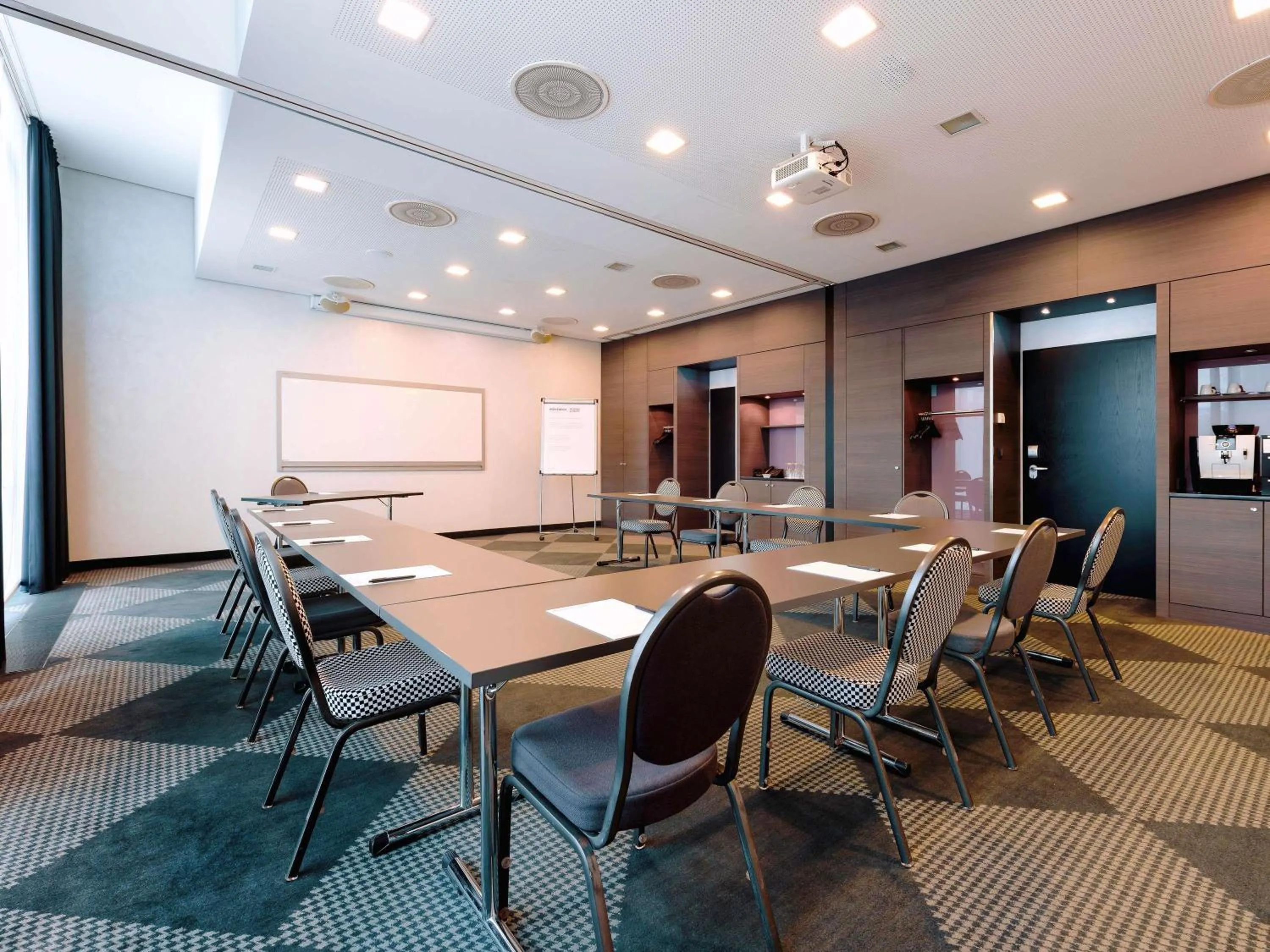 Meeting/conference room in Mövenpick Hotel Stuttgart Airport