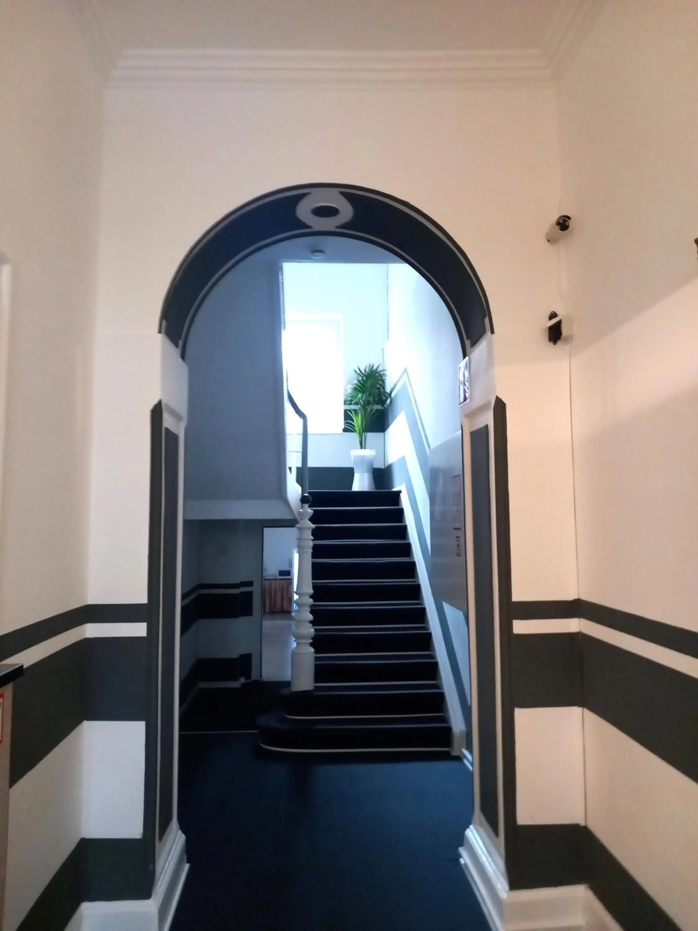 Facade/entrance in Hotel Karolinger - Self Check-In