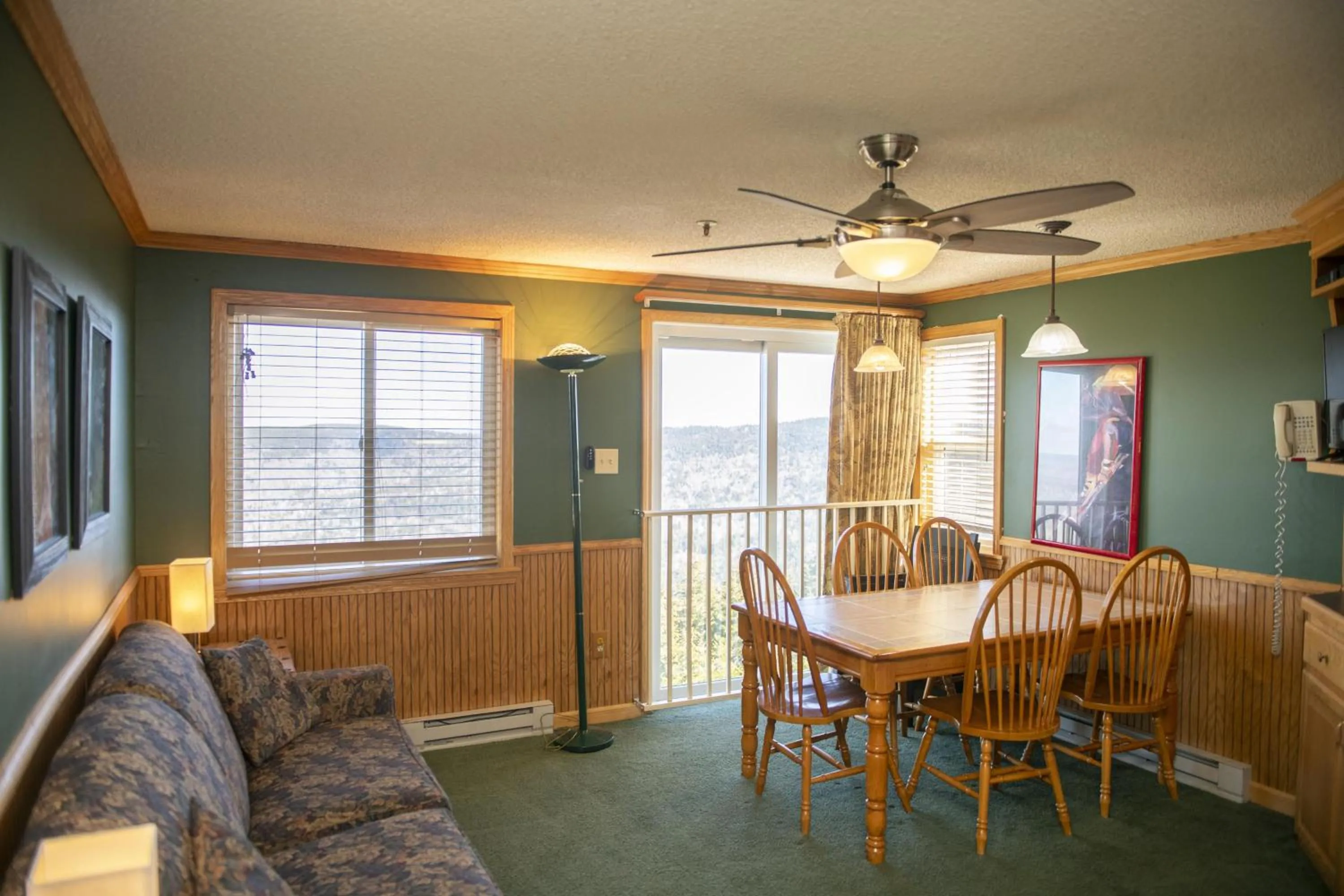 Property building in Stroll to Slopes, Village Area, Ski in-out MtLodge 294