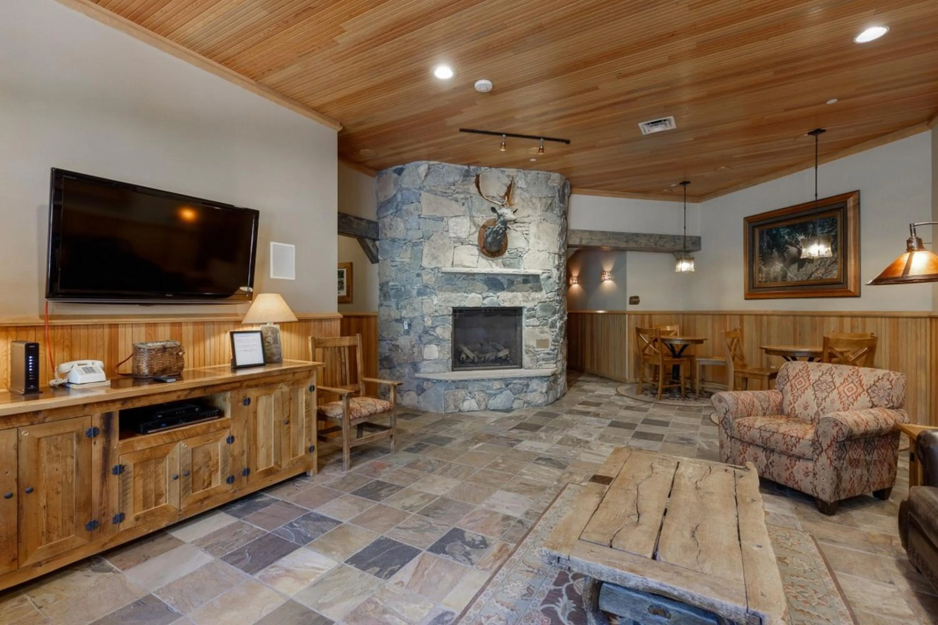 Lobby or reception in Jackpine Lodge by Summit County Mountain Retreats