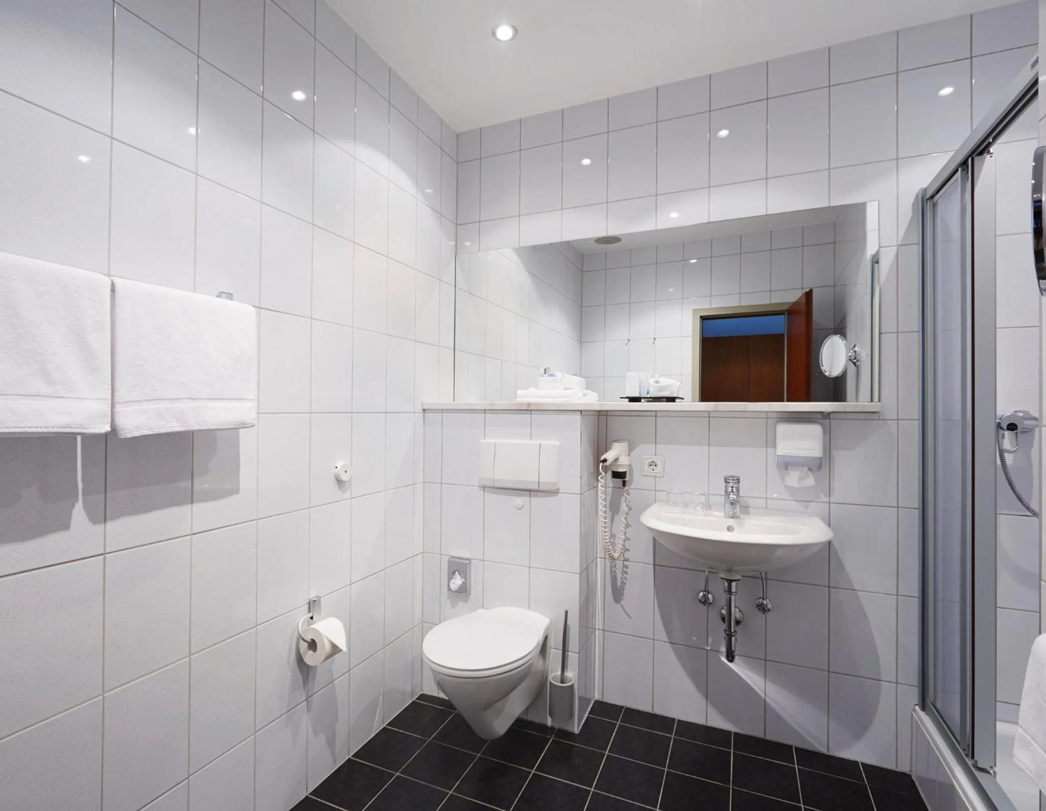 Bathroom in Kochs Stadthotel