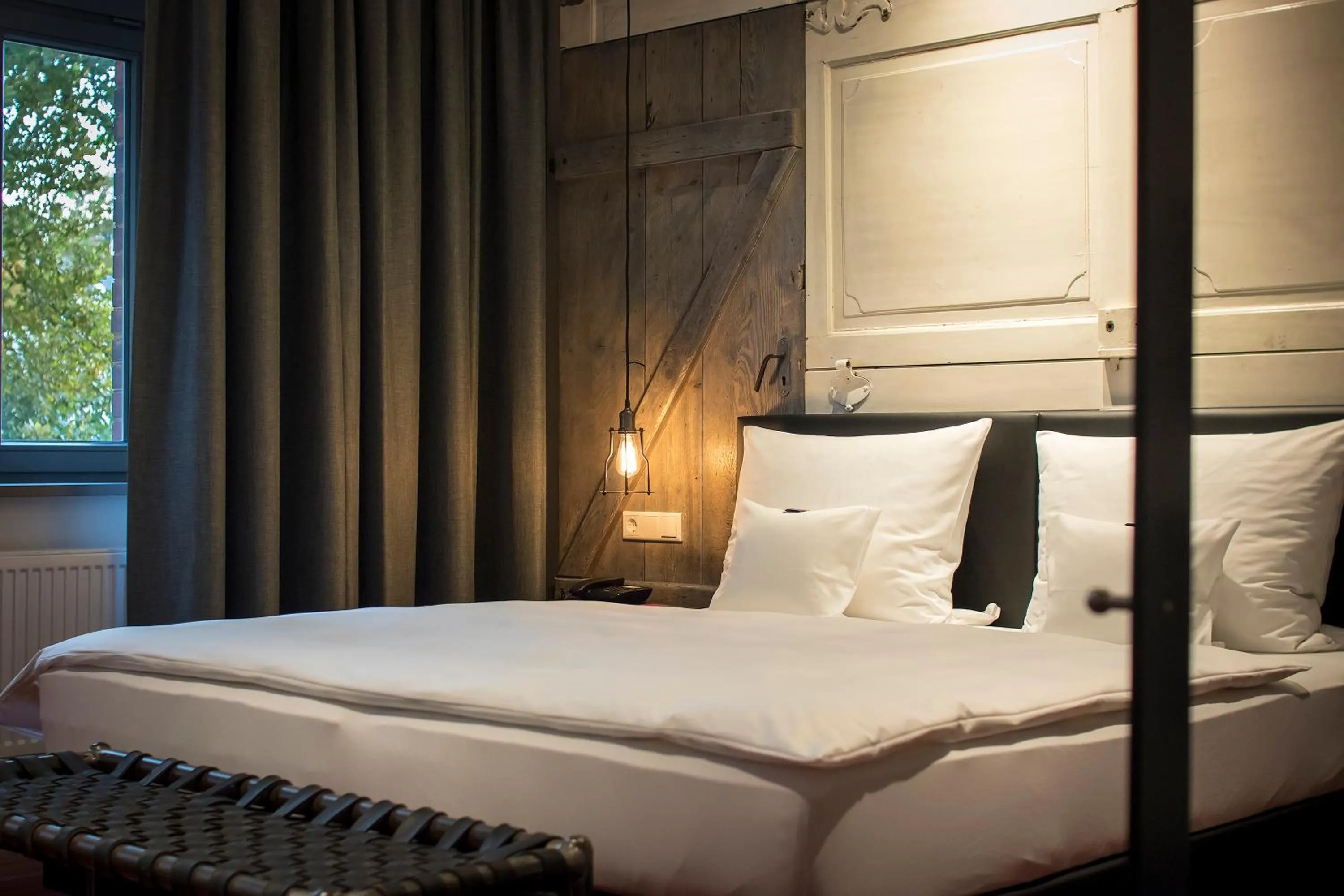 Bed in Kochs Stadthotel