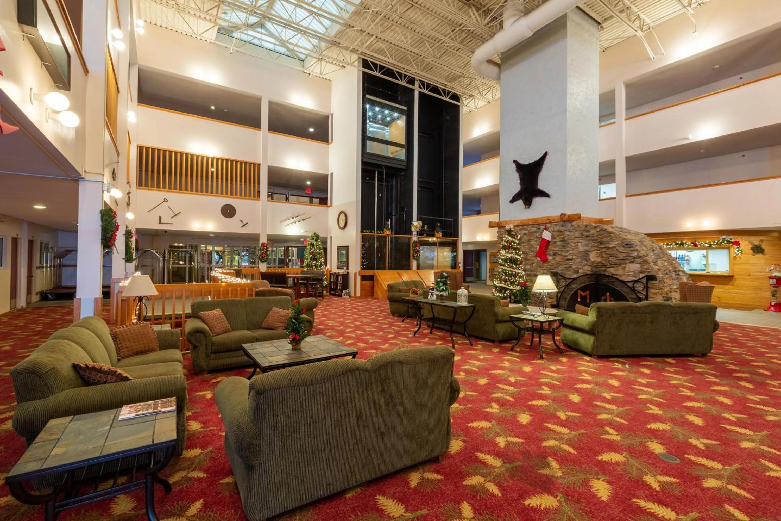 Property building in Stroll to Slopes, Village Area, Ski in-out MtLodge 343