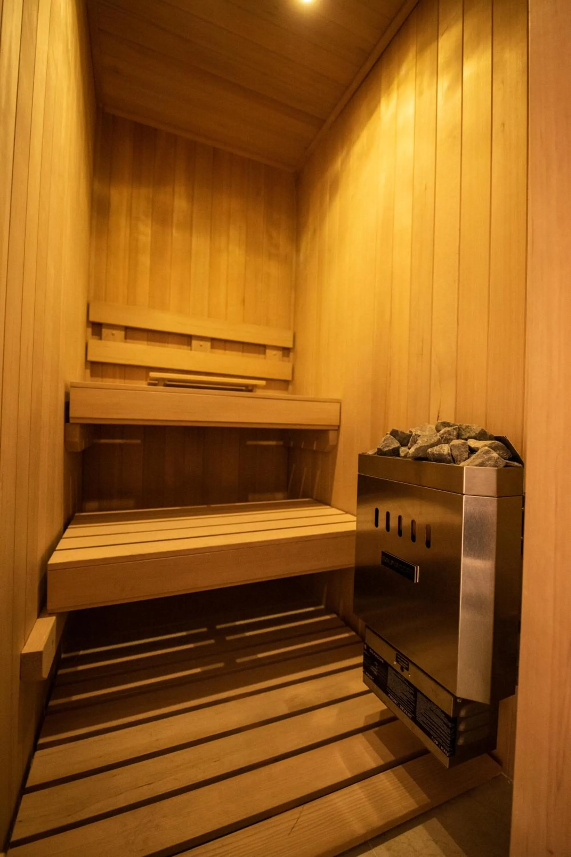 Steam room in Hotel Madi