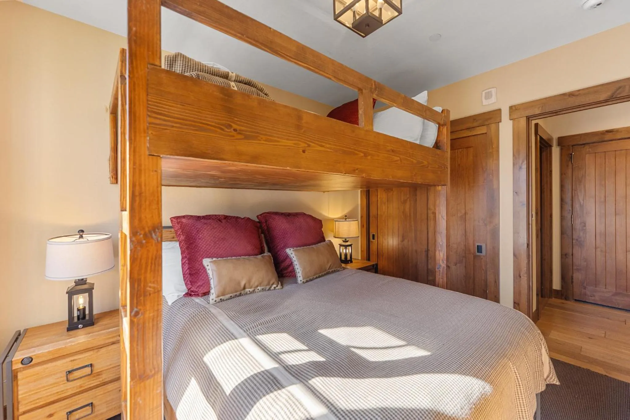 Other, Bed in Water House 6204