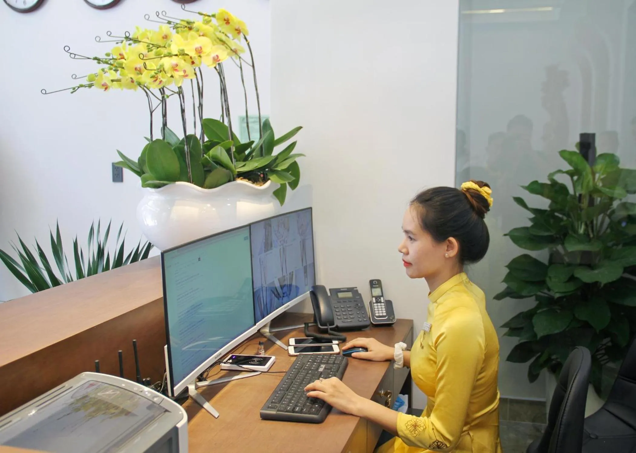 Lobby or reception in Golden Inn Hotel