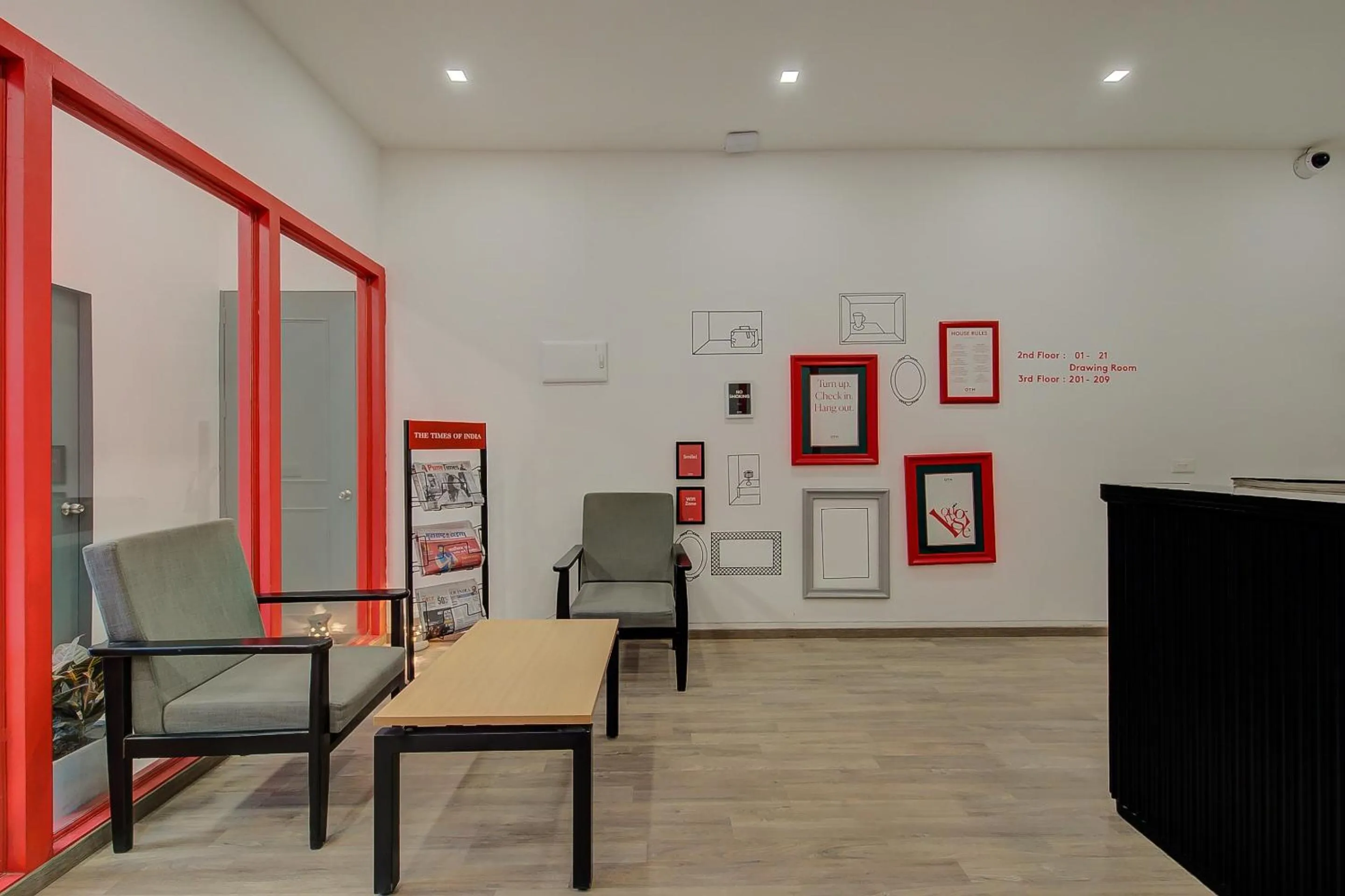 Lobby or reception in Super Townhouse MG Road Pune