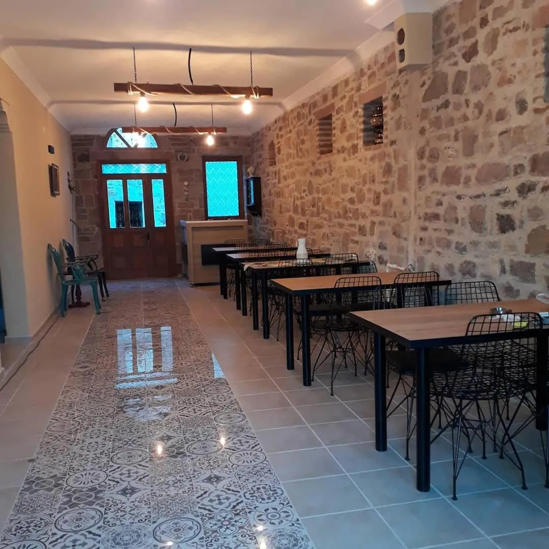 HAYAT ALTI OTEL ayvalık