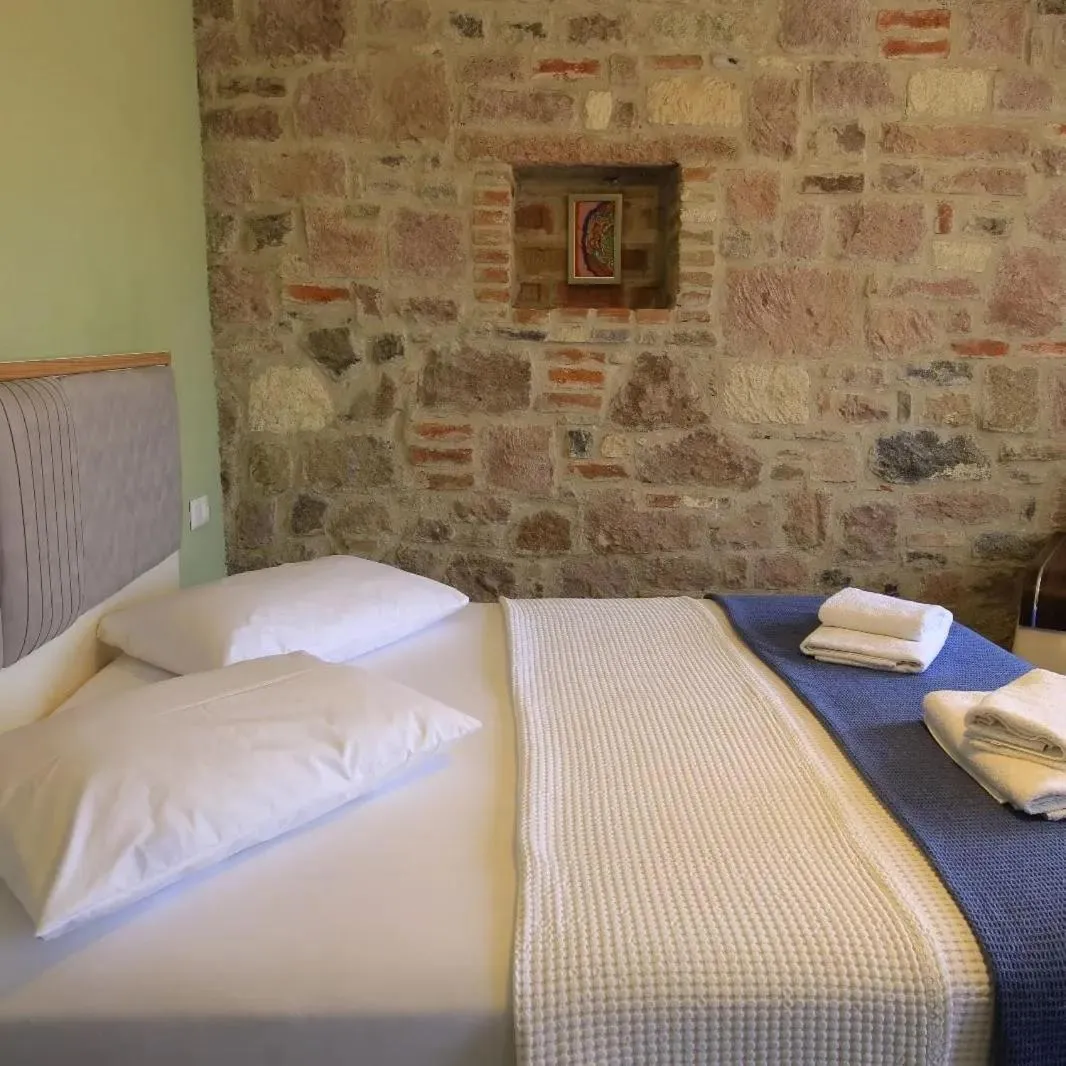 HAYAT ALTI OTEL ayvalık