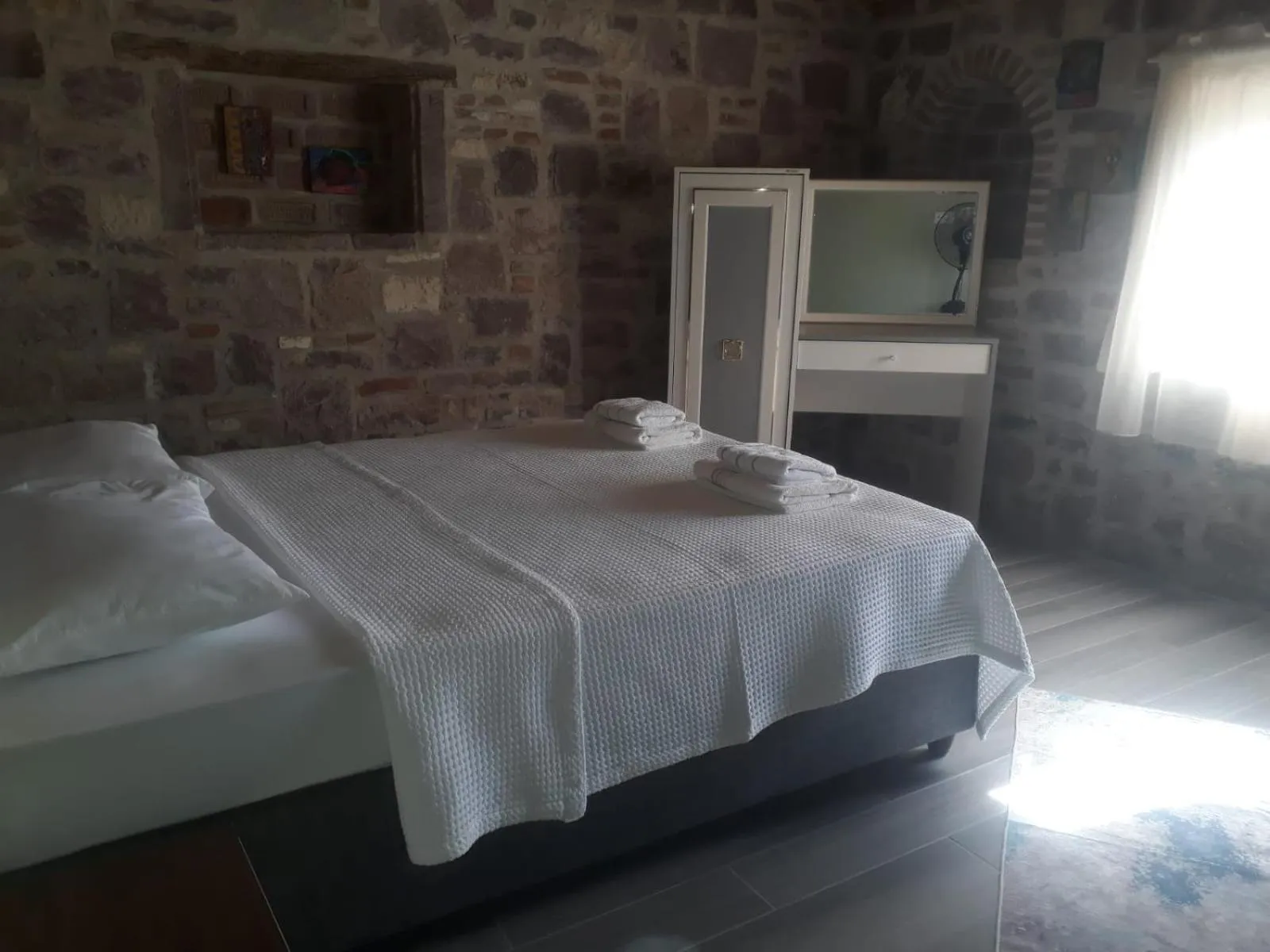 HAYAT ALTI OTEL ayvalık