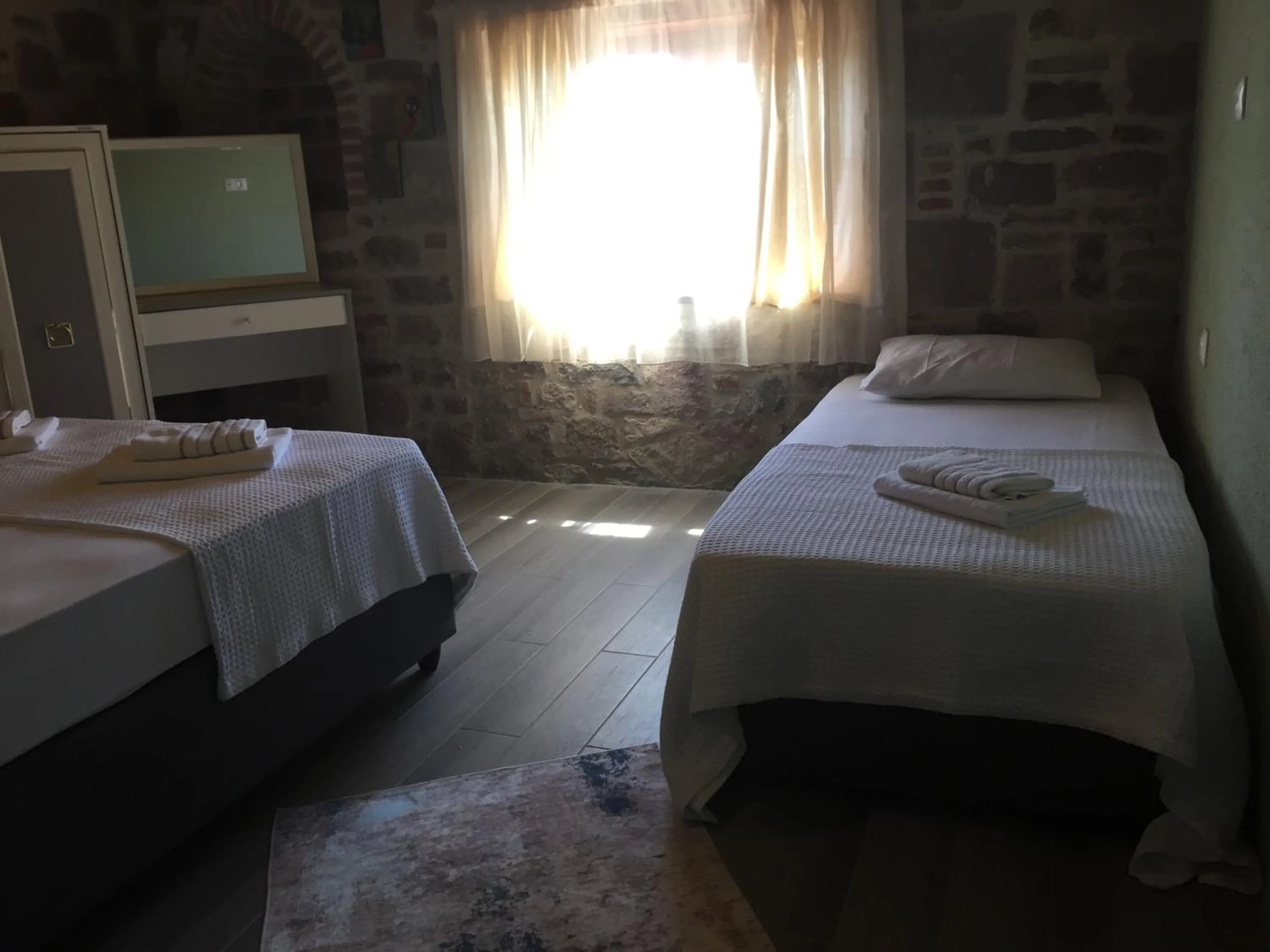 HAYAT ALTI OTEL ayvalık