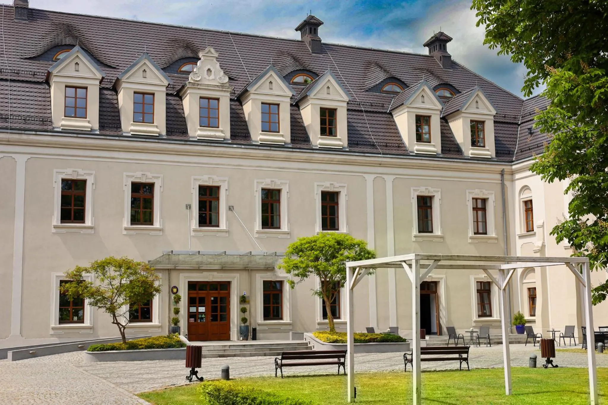 Facade/entrance in Hotel Zamek Lubliniec