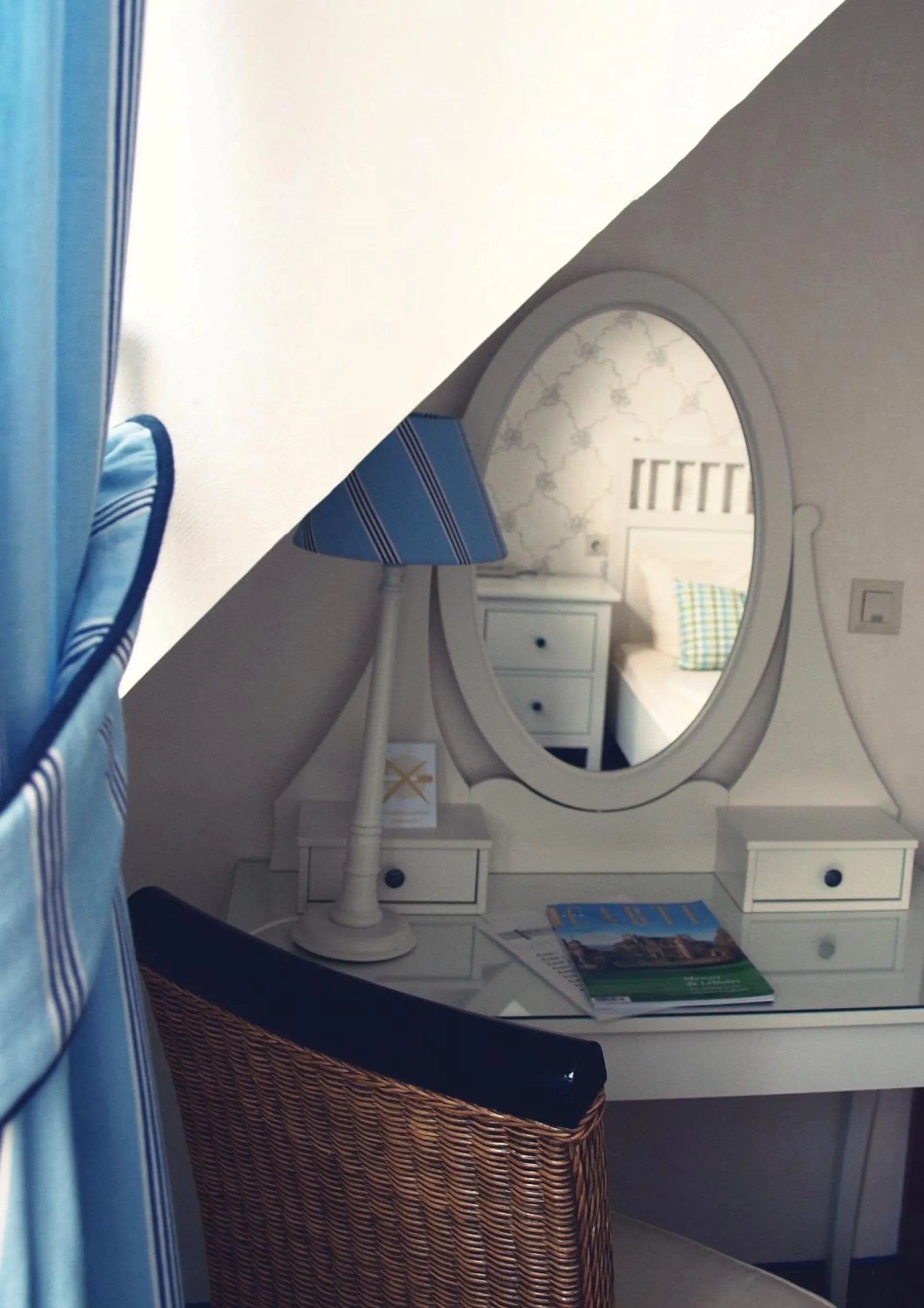 Seating area in Hotel Rüdesheimer Hof